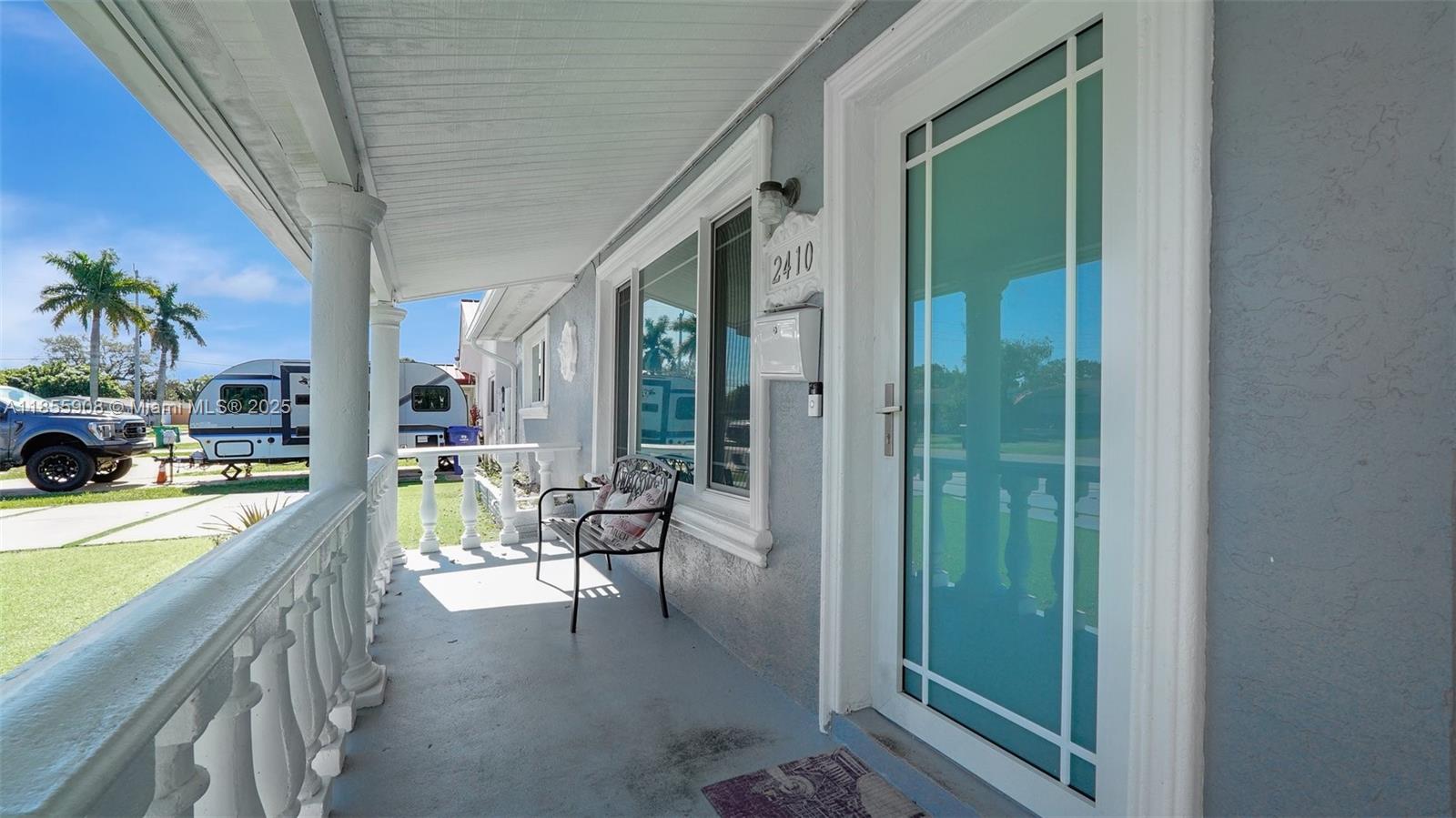 2410 Gulfstream Dr