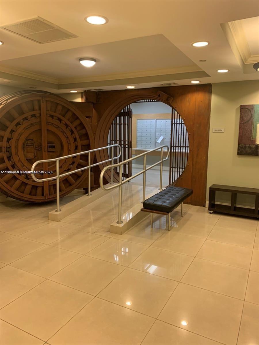 111 E Flagler St 507