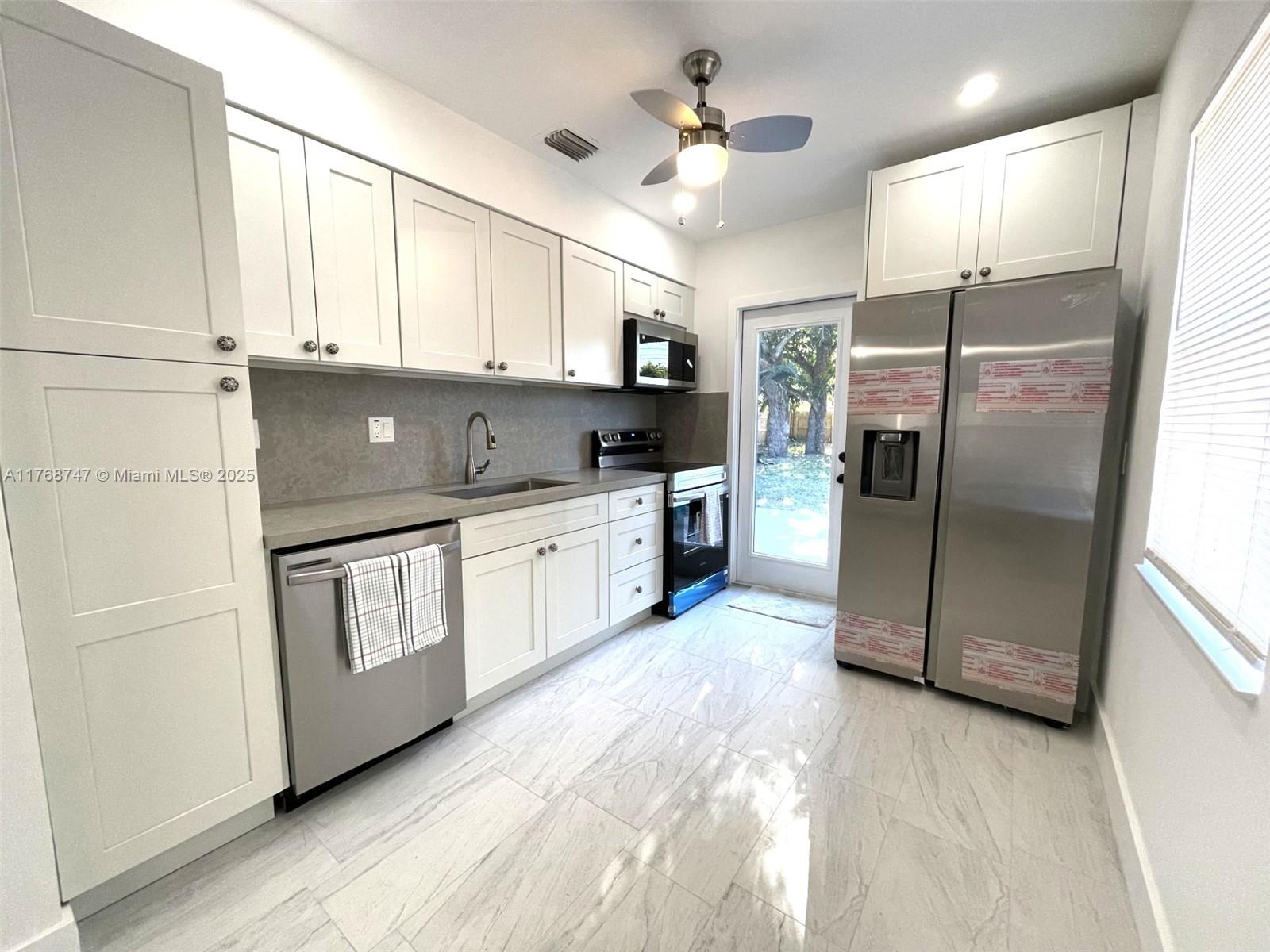 Property for Sale at 1429 Nw 5th Ave, Fort Lauderdale, Broward County, Florida - Bedrooms: 2 
Bathrooms: 1  - $410,000