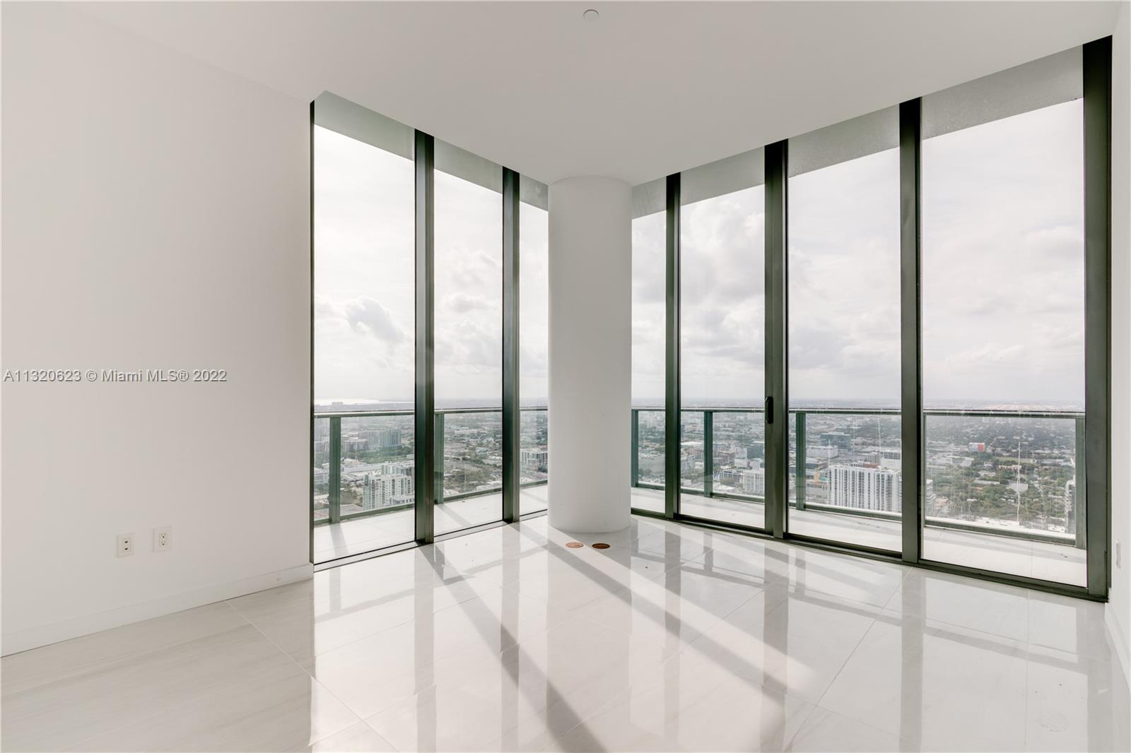 GRAN PARAISO CONDO - Residential