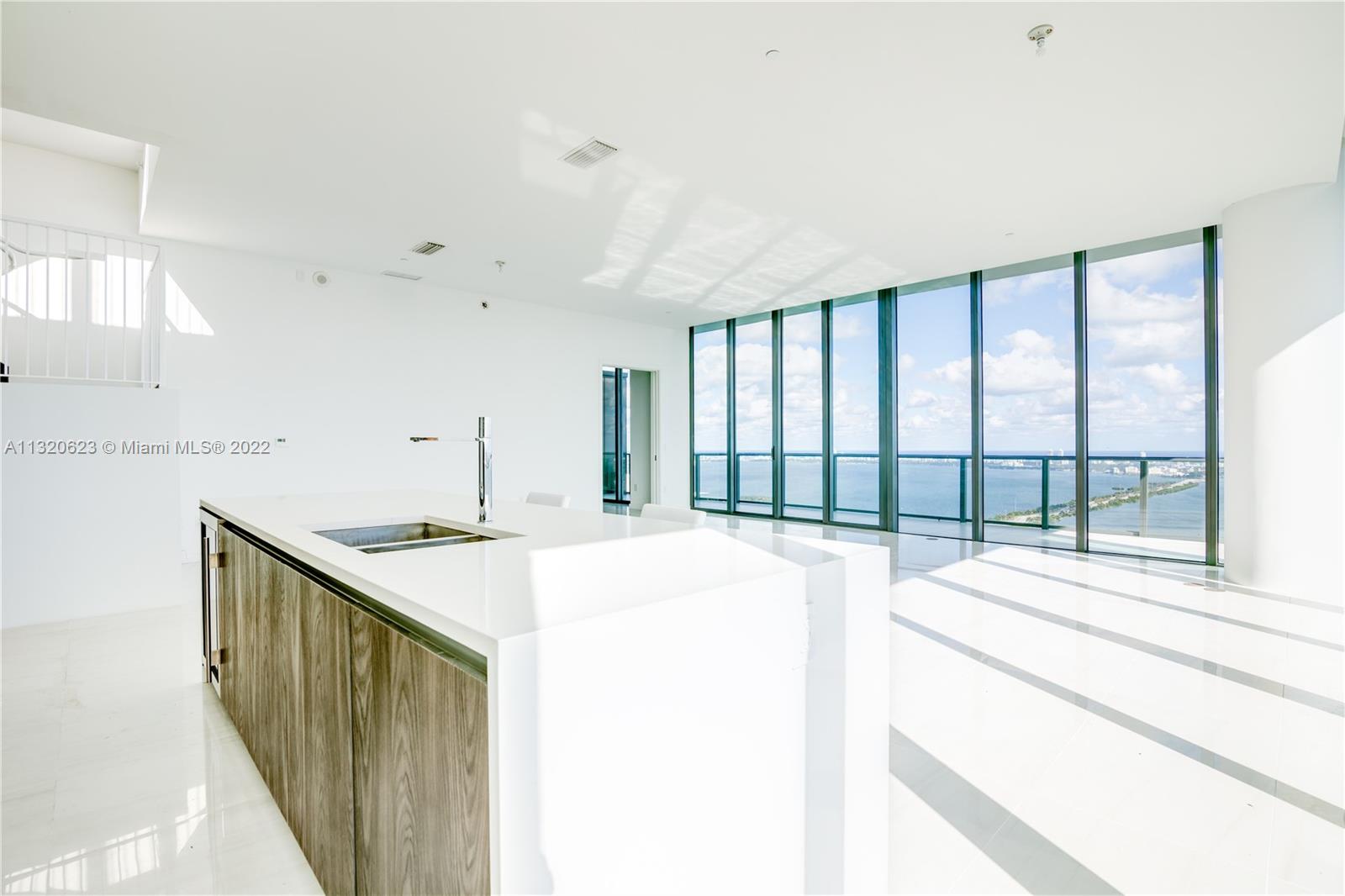 GRAN PARAISO CONDO - Residential