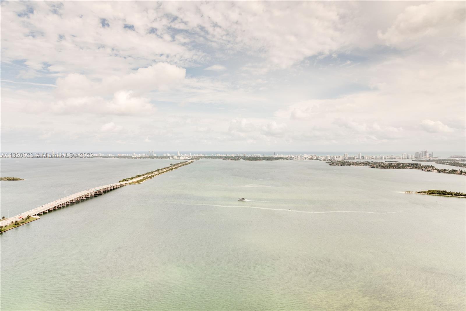 GRAN PARAISO CONDO - Residential