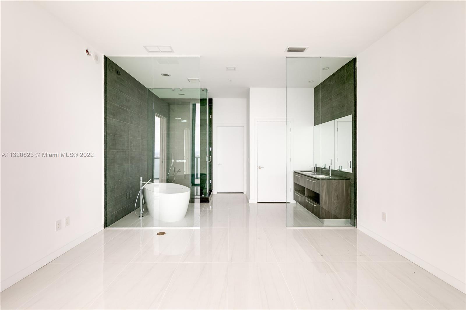 GRAN PARAISO CONDO - Residential