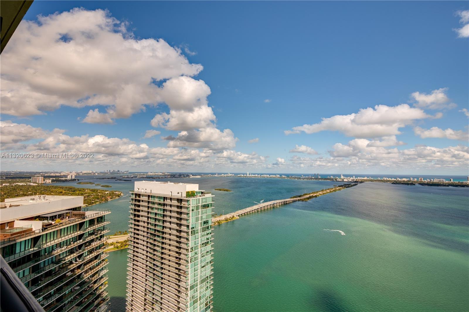 GRAN PARAISO CONDO - Residential