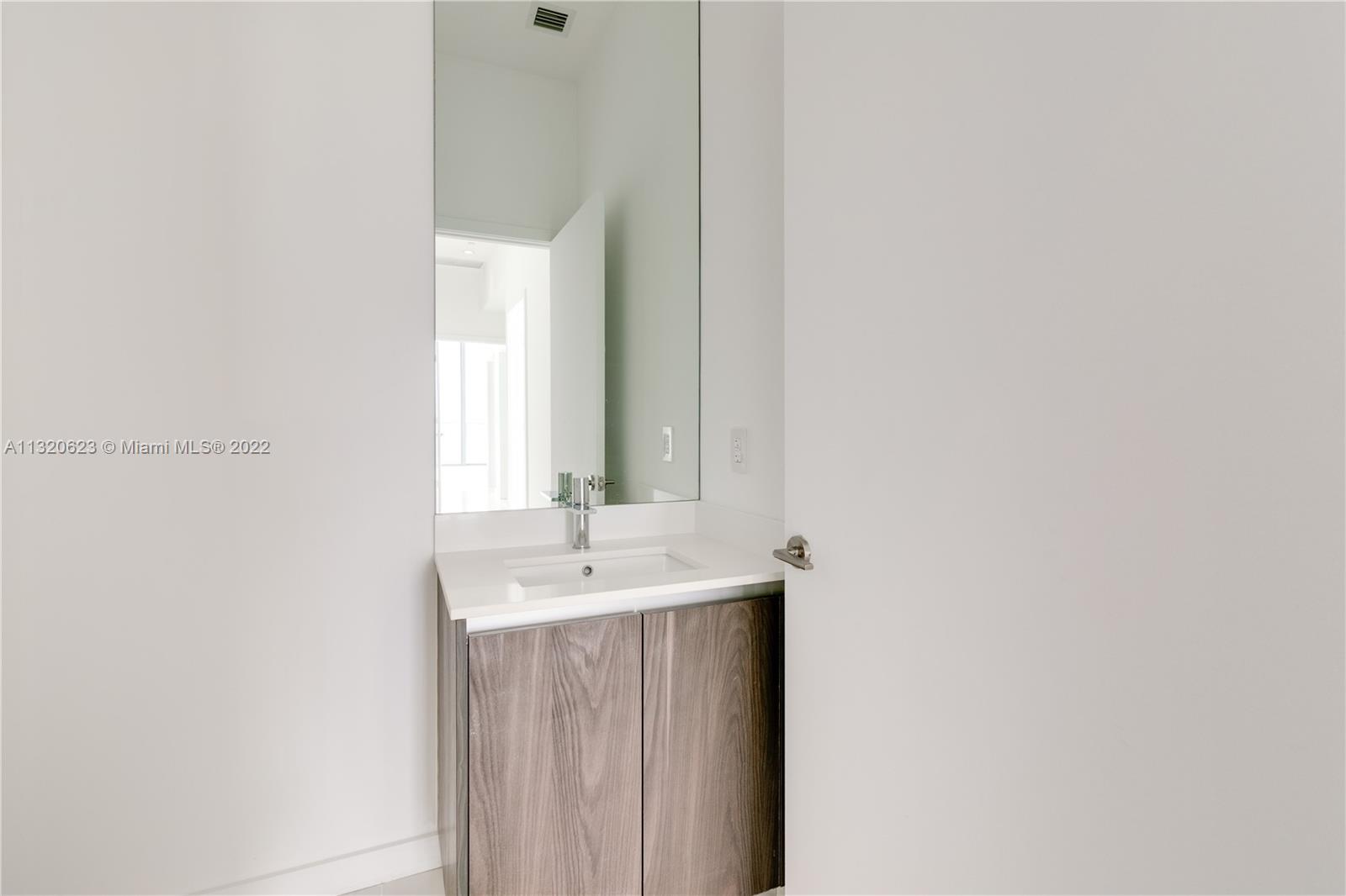 GRAN PARAISO CONDO - Residential