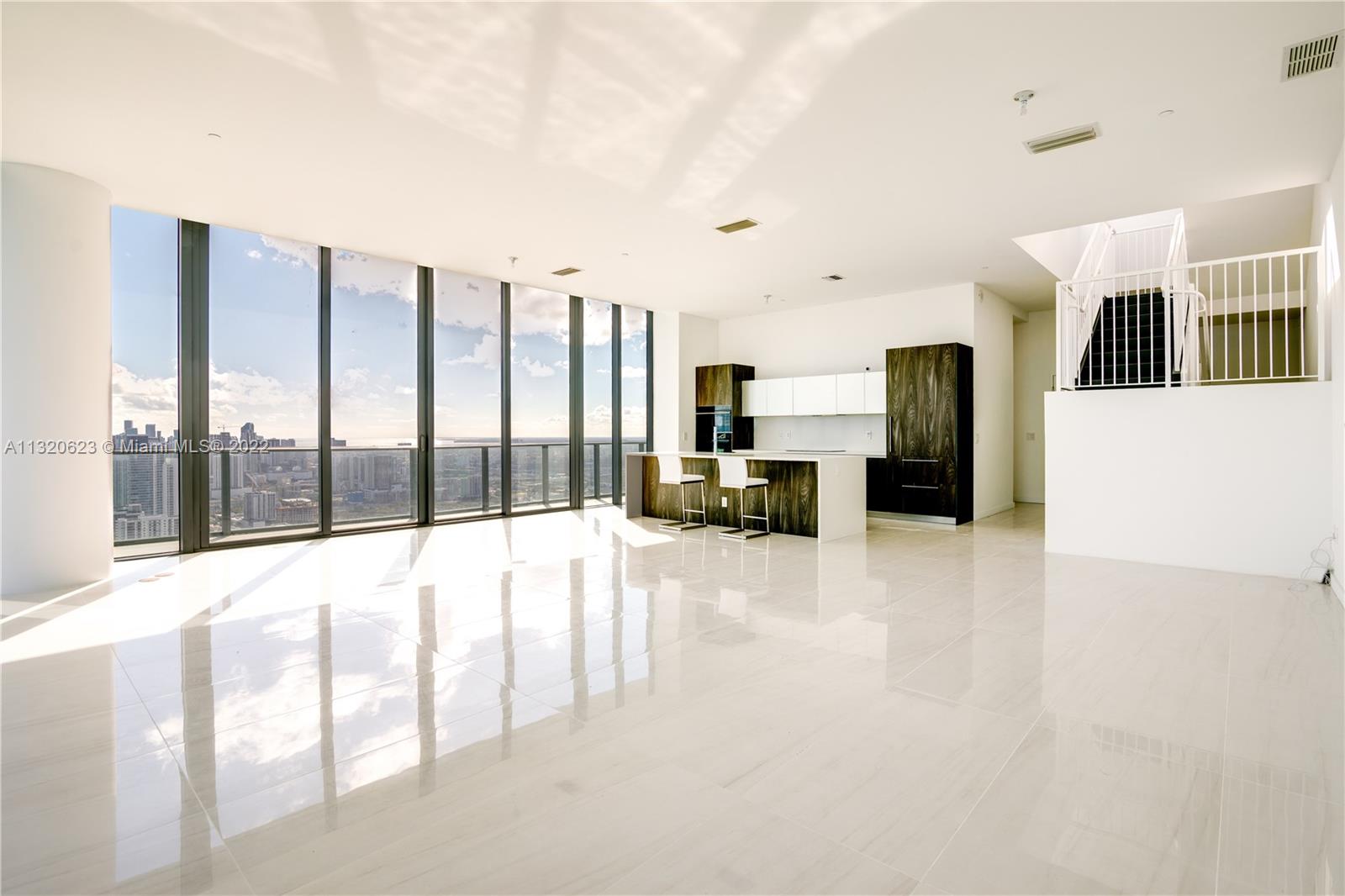 GRAN PARAISO CONDO - Residential