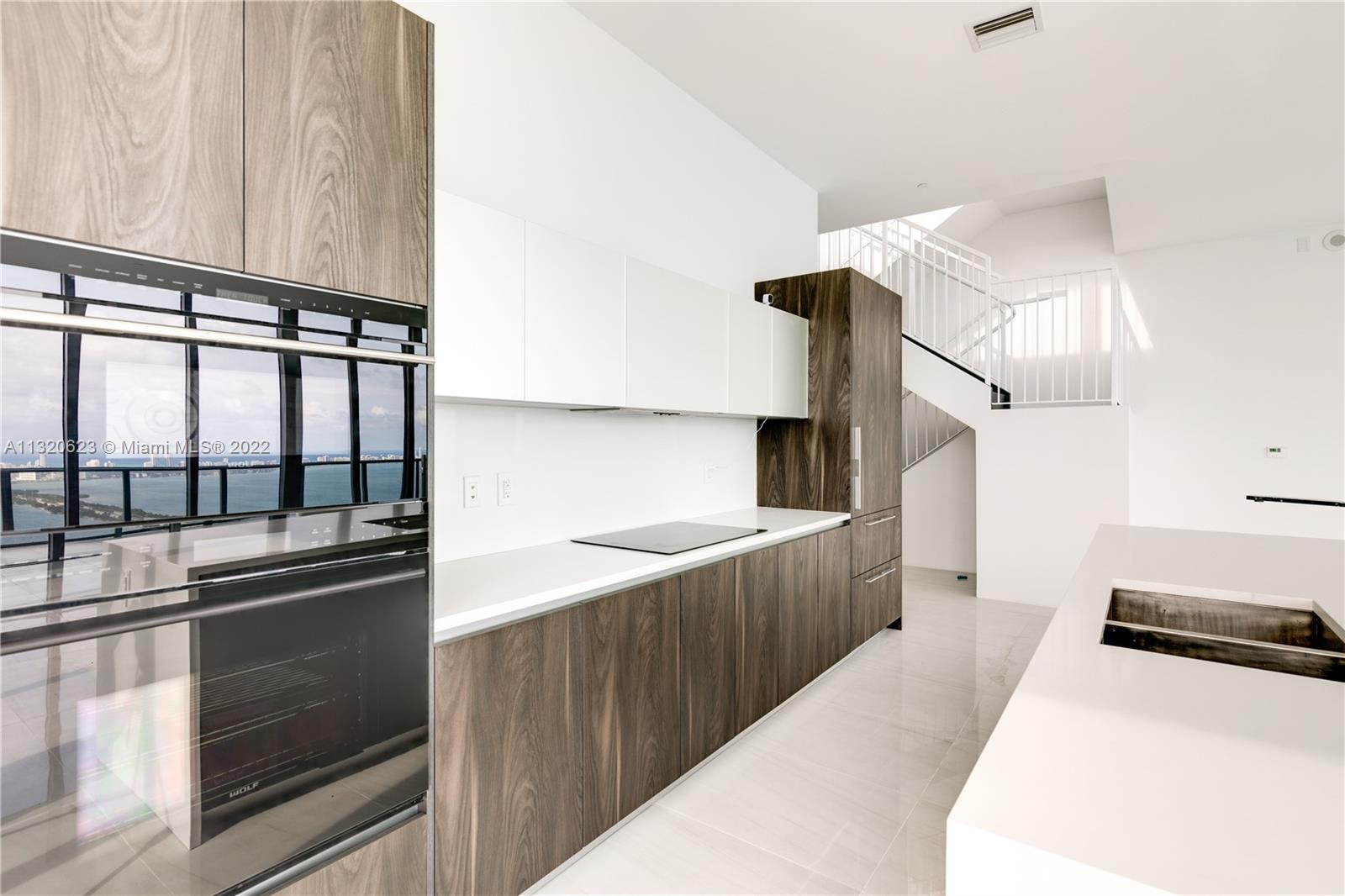 GRAN PARAISO CONDO - Residential