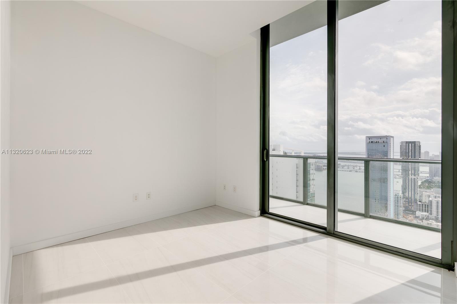 GRAN PARAISO CONDO - Residential