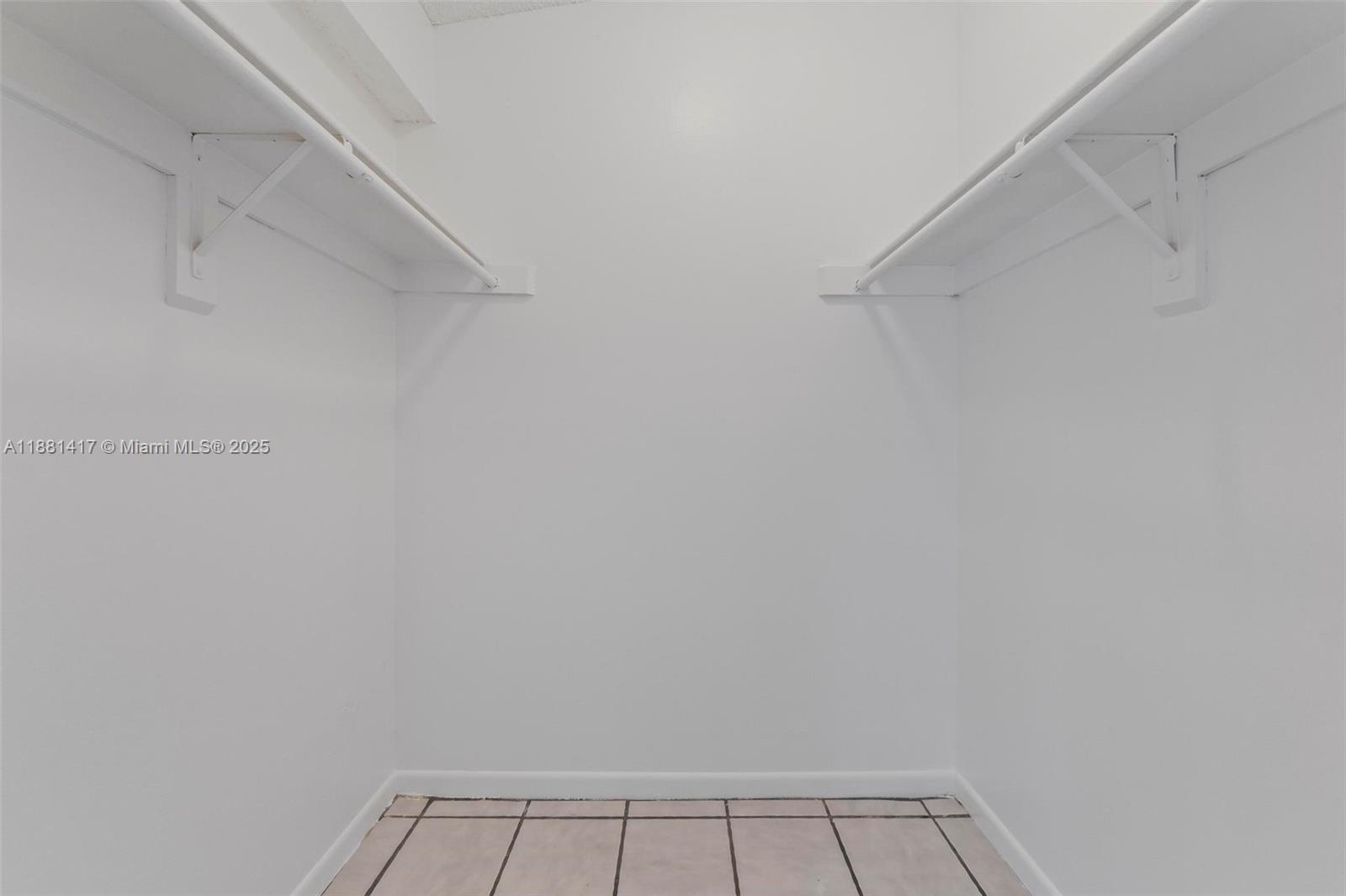 CUTLER CREEK CLUB SEC 2 - Residential Lease
