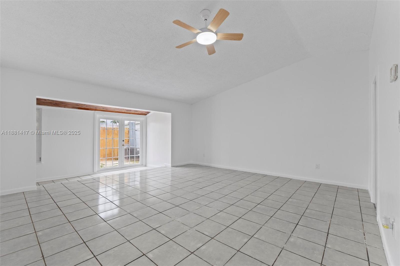 CUTLER CREEK CLUB SEC 2 - Residential Lease