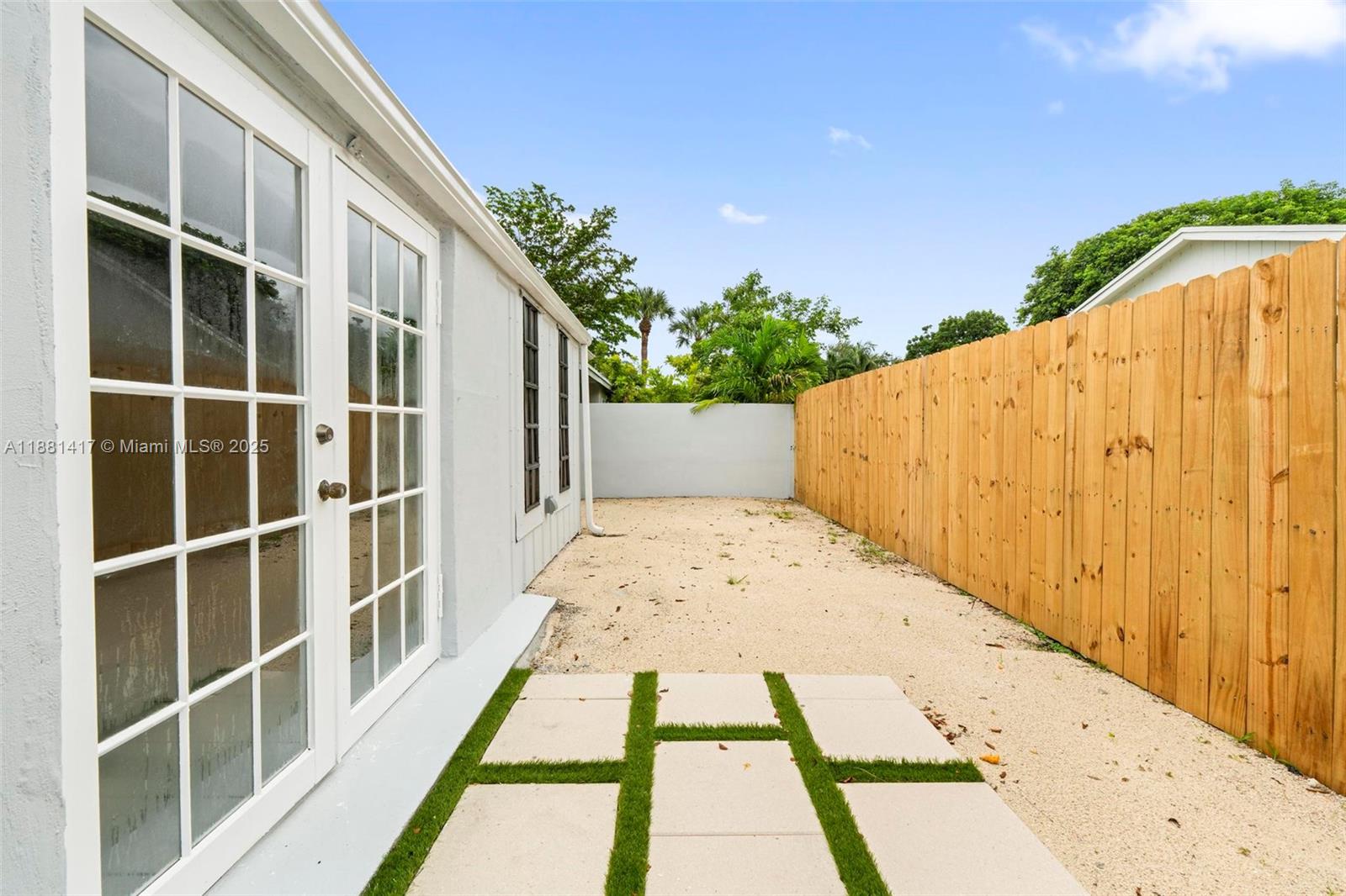 CUTLER CREEK CLUB SEC 2 - Residential Lease