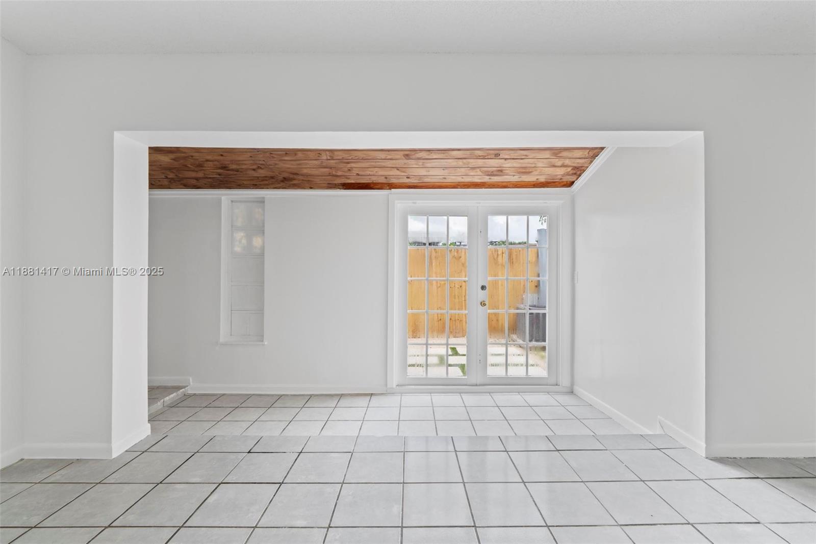 CUTLER CREEK CLUB SEC 2 - Residential Lease
