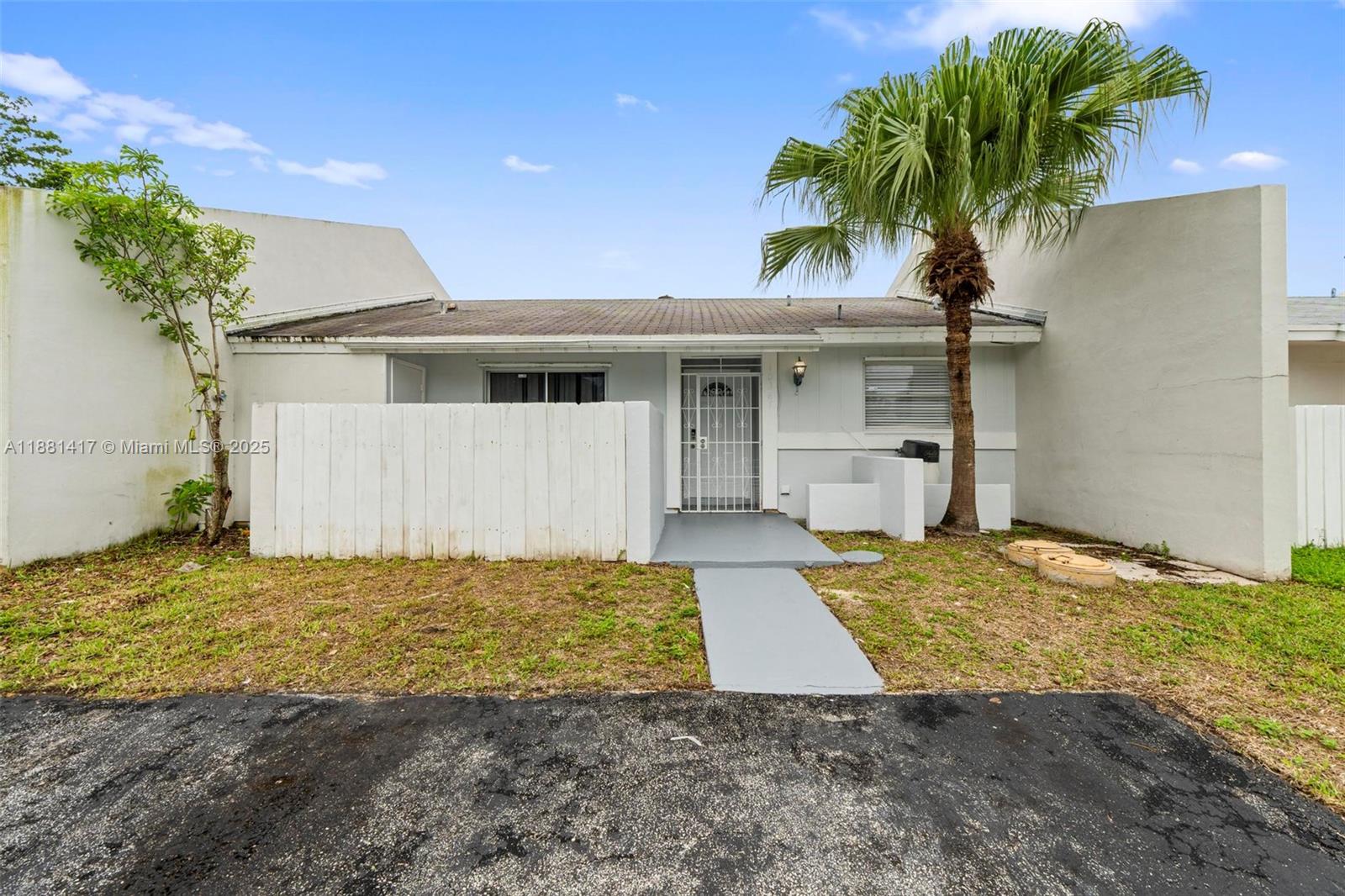 CUTLER CREEK CLUB SEC 2 - Residential Lease