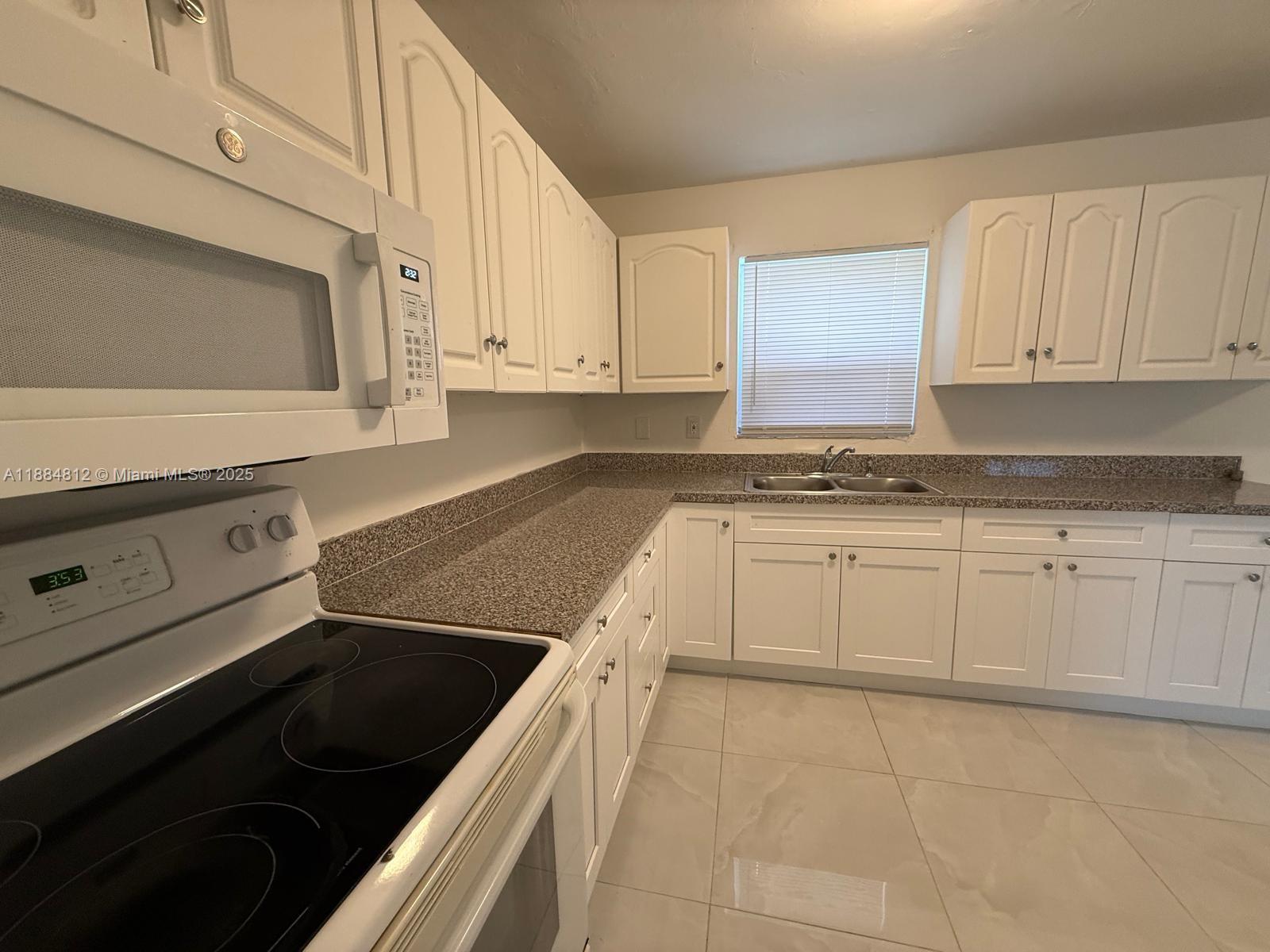 WESTGATE - Residential Lease