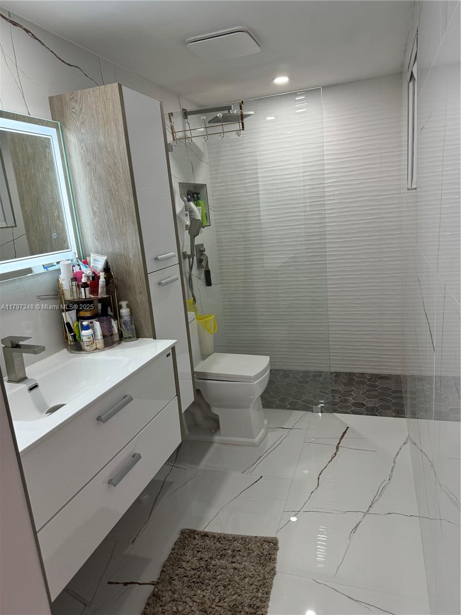 FOCSA CONDO - Residential