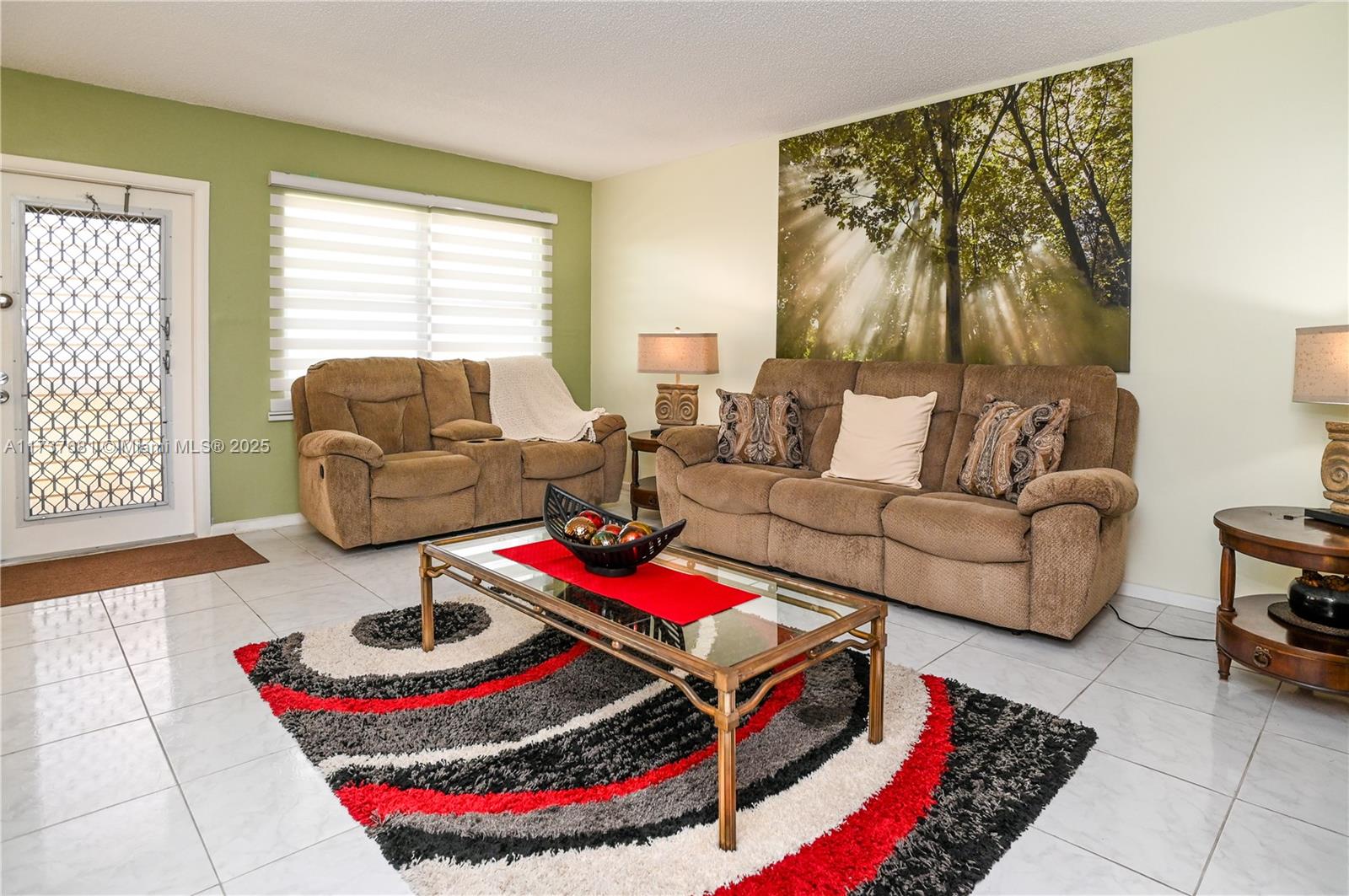 OAKRIDGE V CONDO - Residential