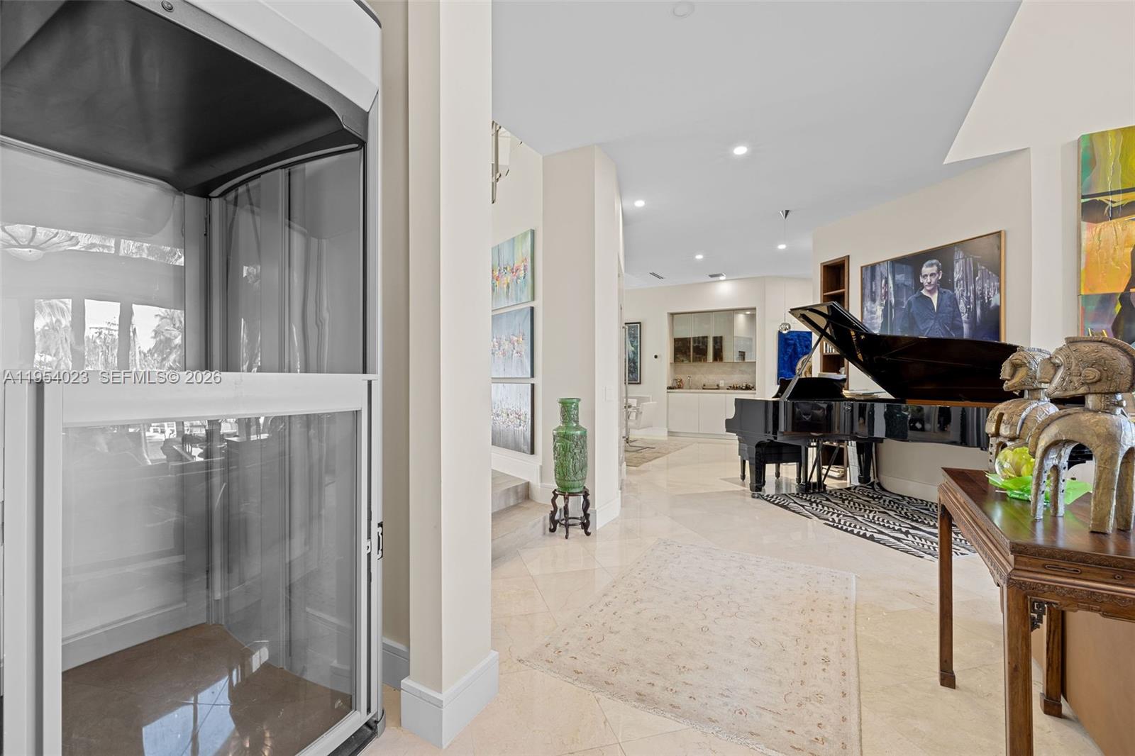 VENETIAN SEC KEYSTONE POI - Residential