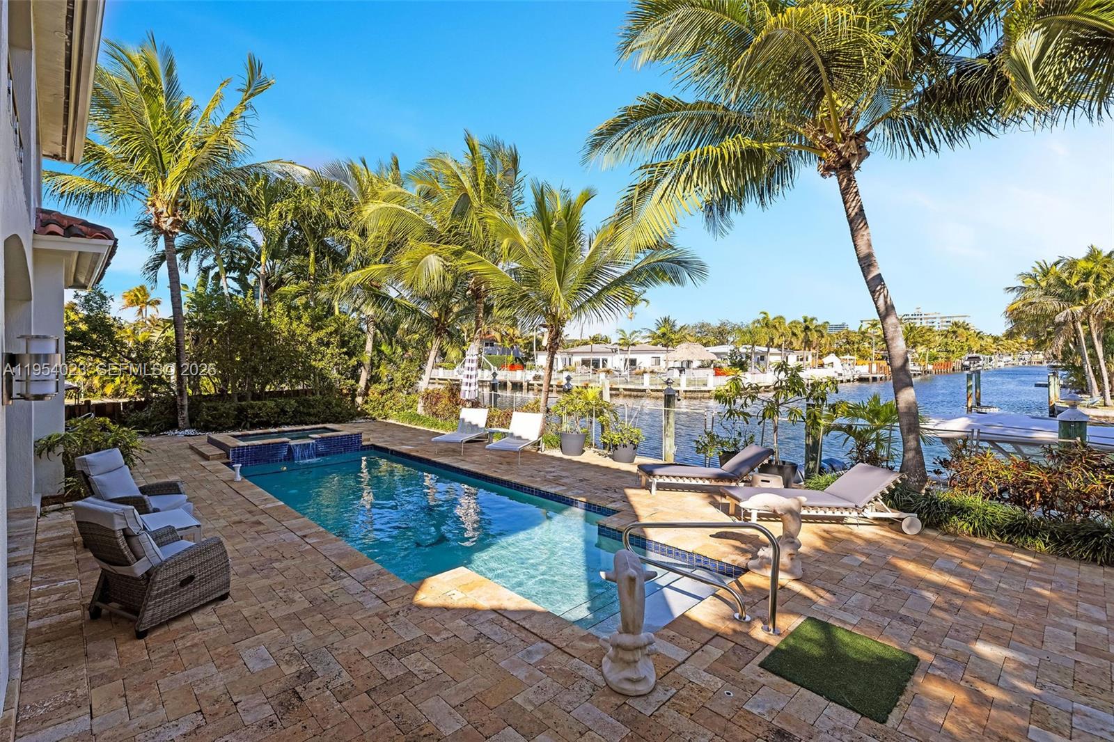 VENETIAN SEC KEYSTONE POI - Residential