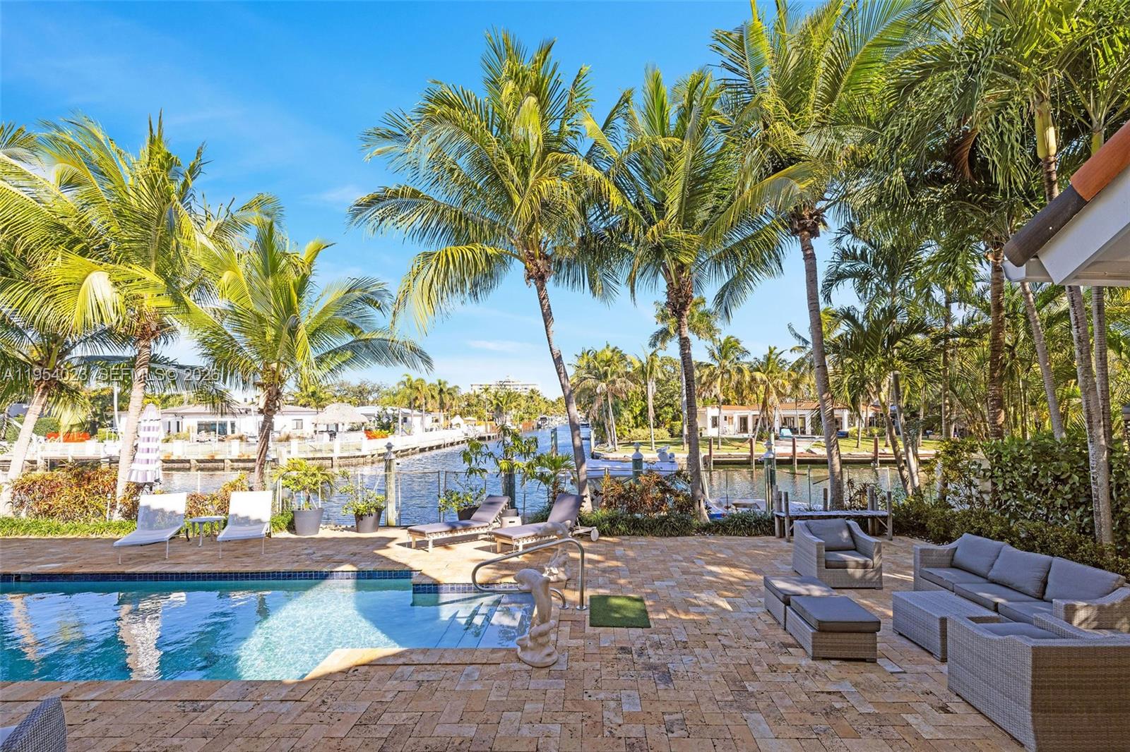 VENETIAN SEC KEYSTONE POI - Residential