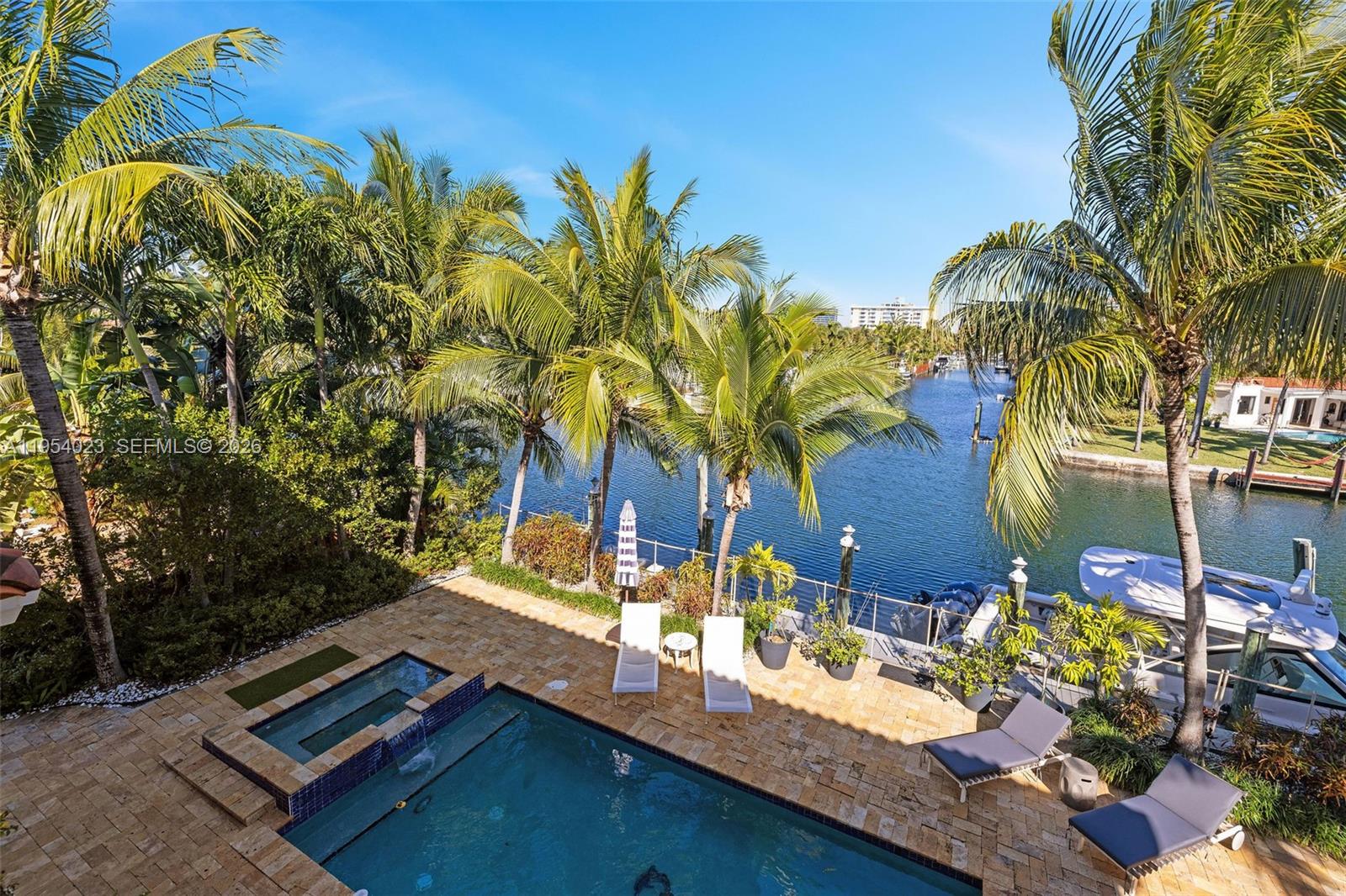 VENETIAN SEC KEYSTONE POI - Residential