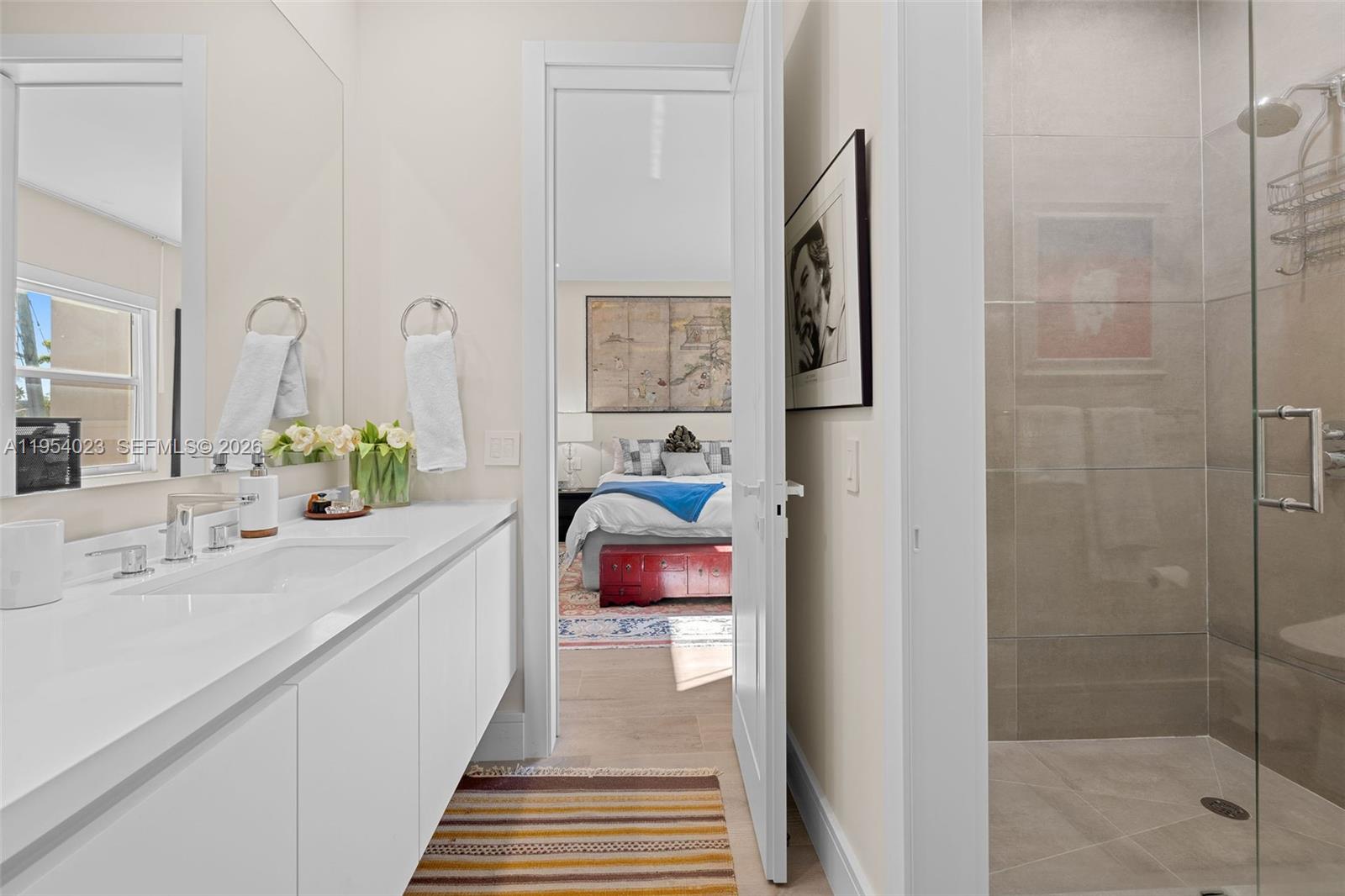 VENETIAN SEC KEYSTONE POI - Residential