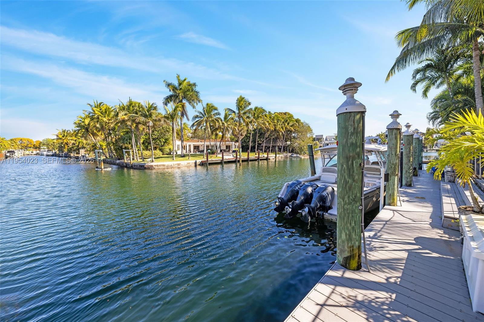 VENETIAN SEC KEYSTONE POI - Residential