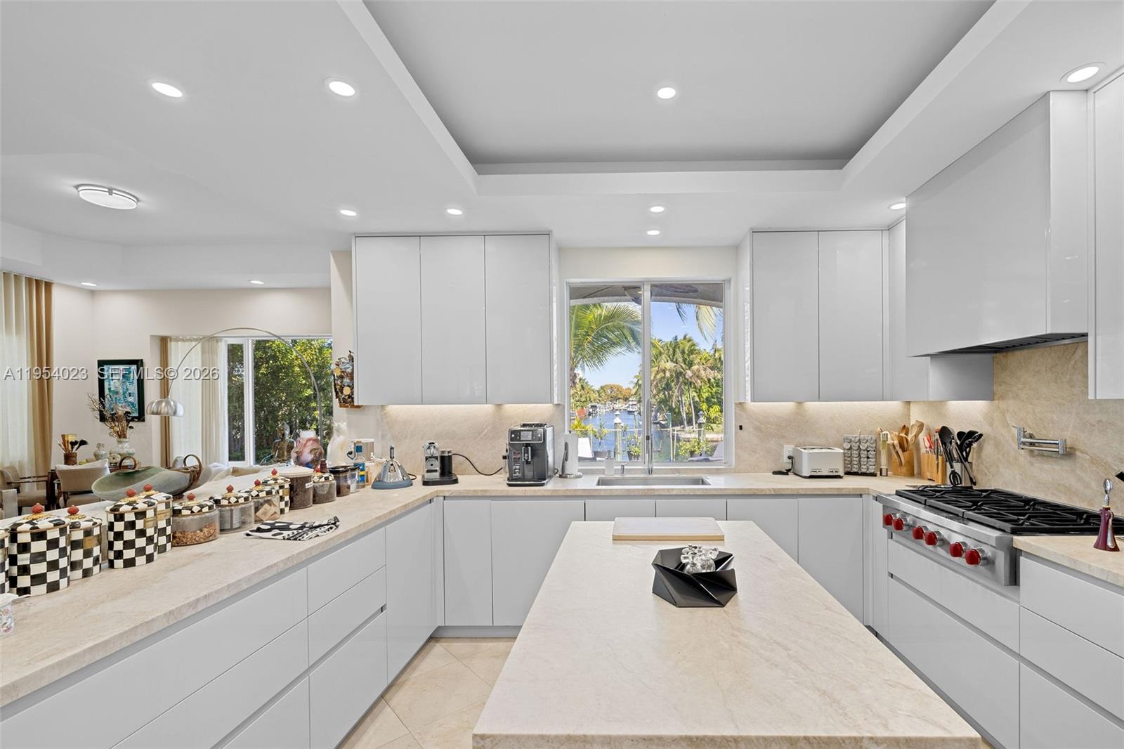 VENETIAN SEC KEYSTONE POI - Residential