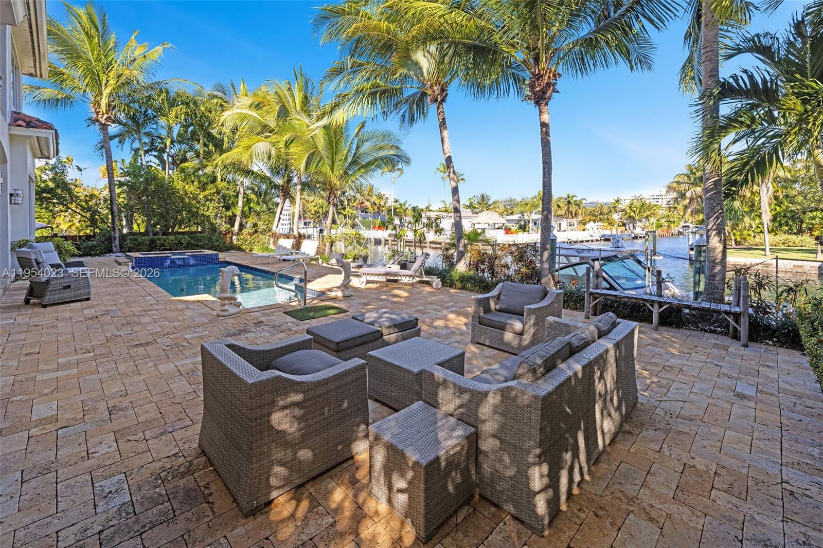 VENETIAN SEC KEYSTONE POI - Residential