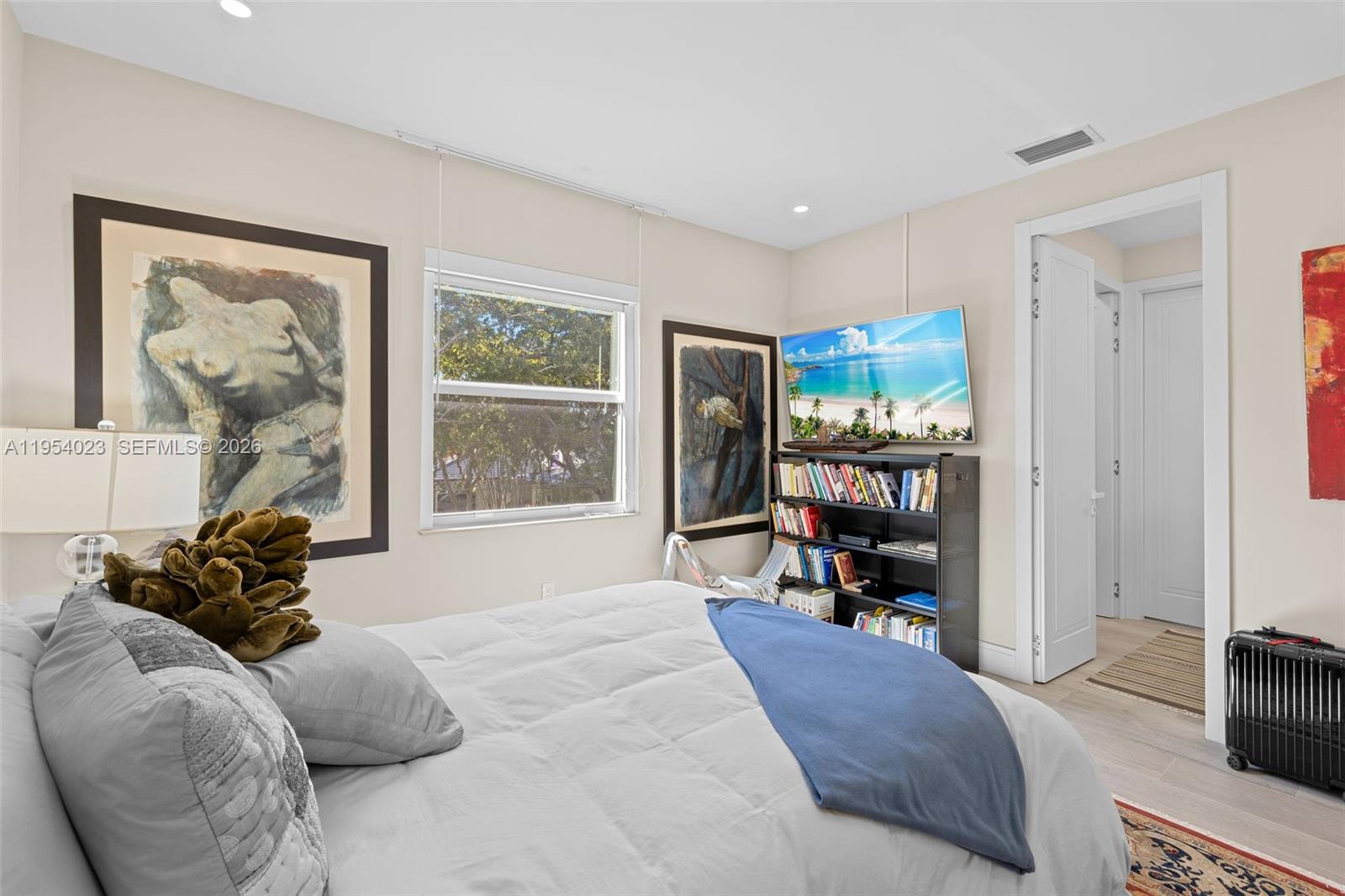 VENETIAN SEC KEYSTONE POI - Residential