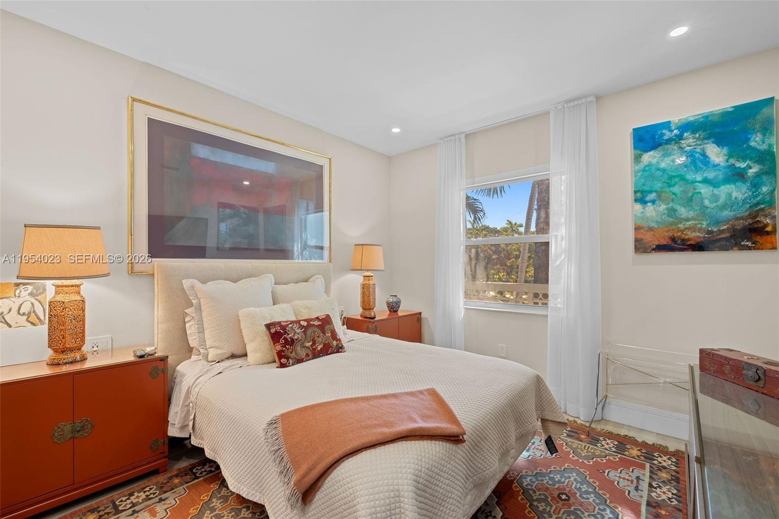 VENETIAN SEC KEYSTONE POI - Residential