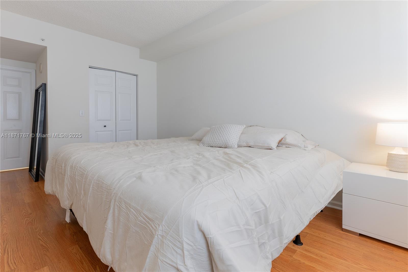 PORTO BELLAGIO CONDO - Residential