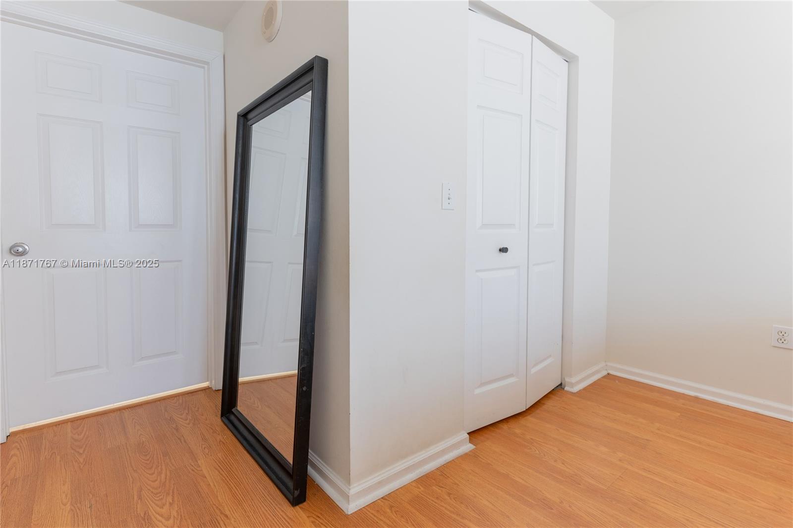 PORTO BELLAGIO CONDO - Residential