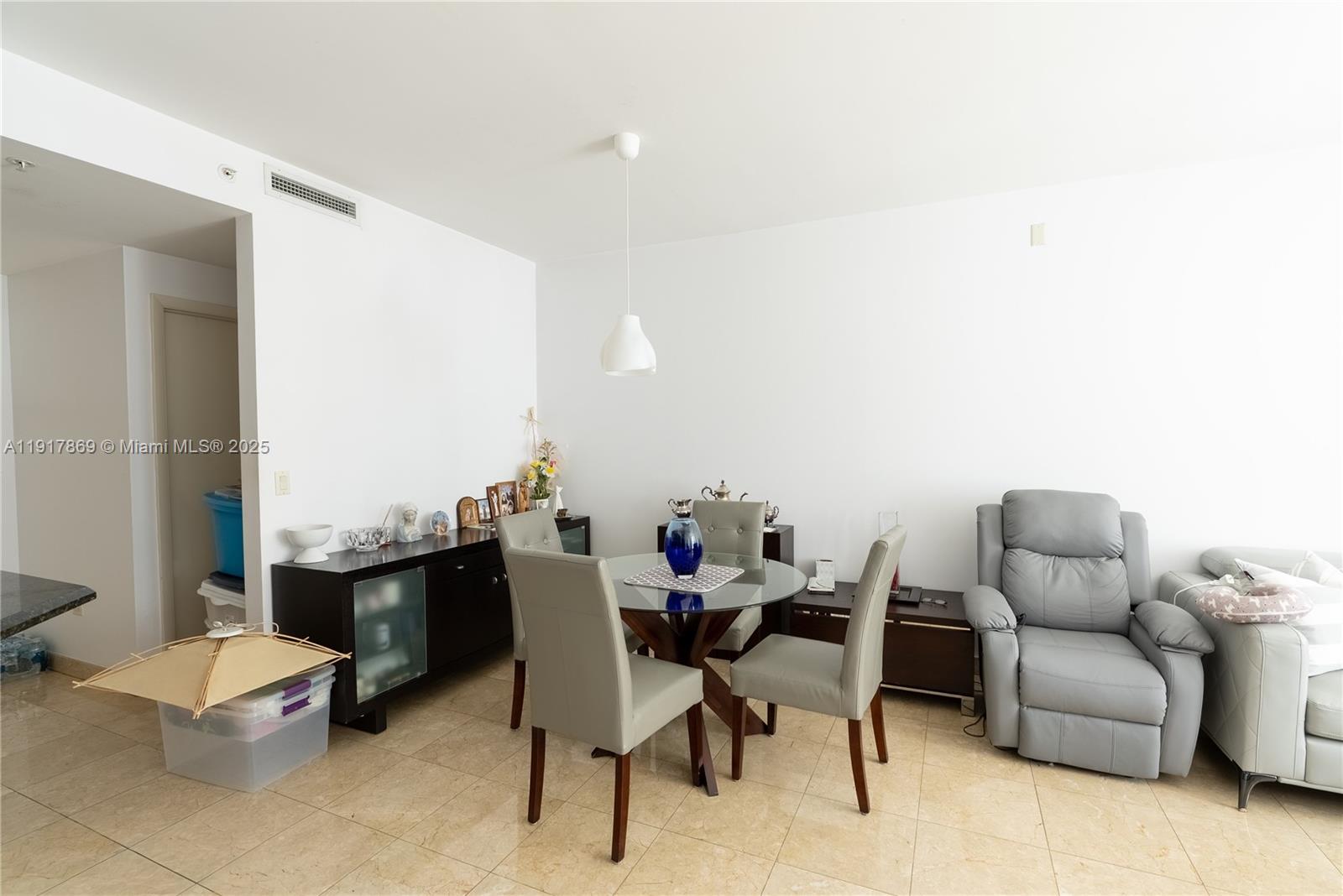 COURTS BRICKELL KEY CONDO - Residential