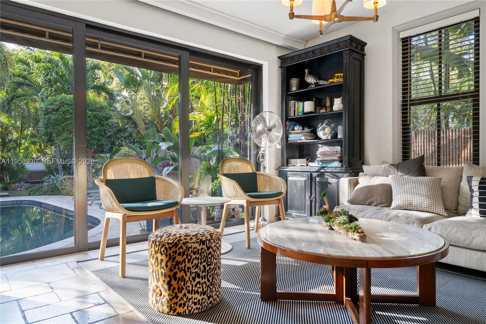 MID GOLF SUB - Residential Lease