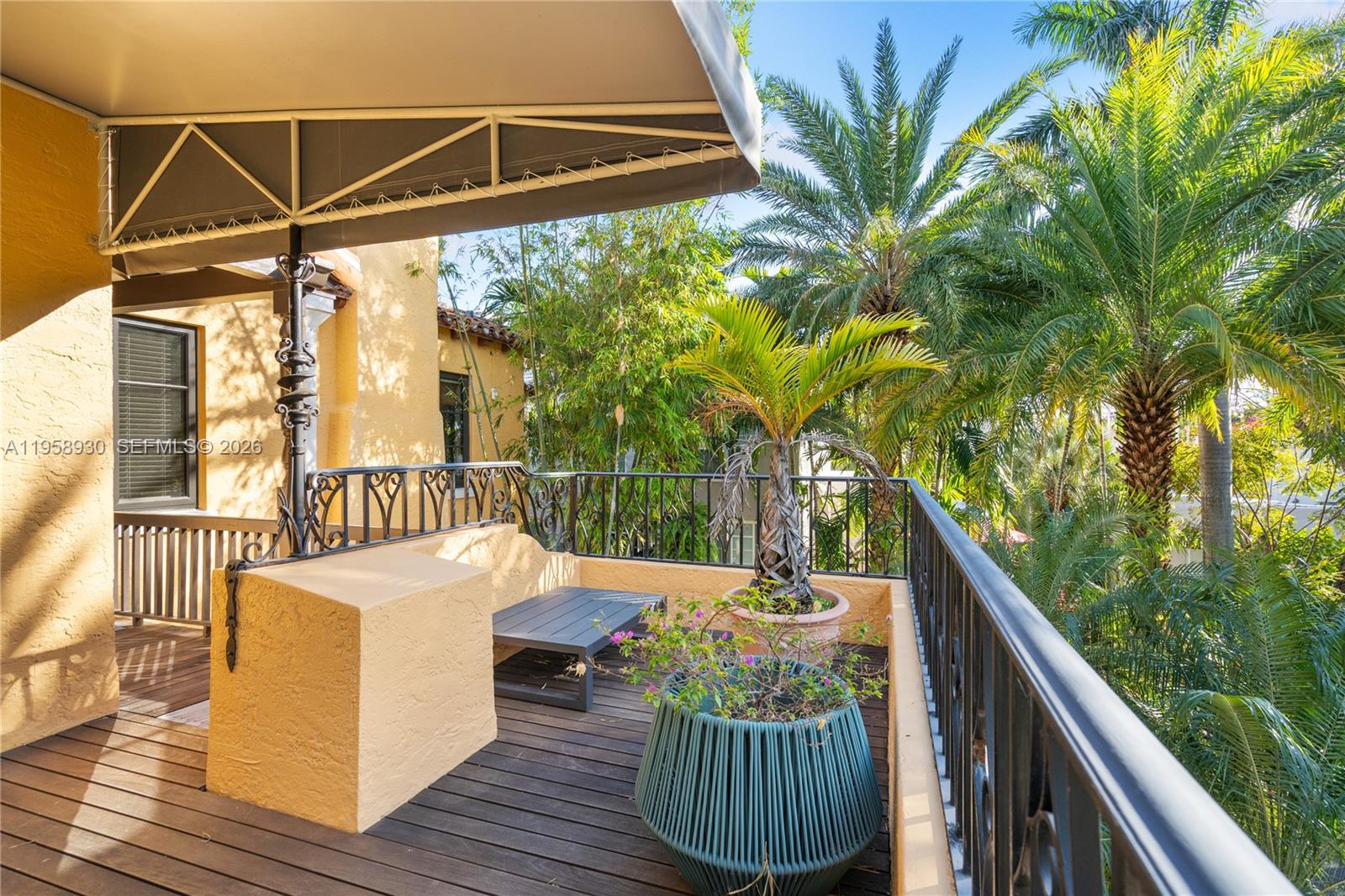 MID GOLF SUB - Residential Lease