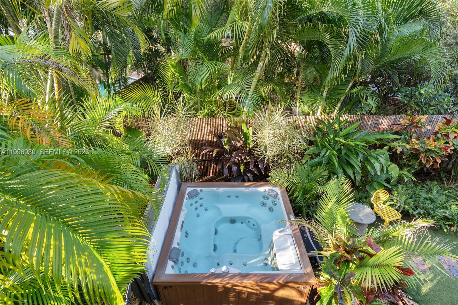 MID GOLF SUB - Residential Lease