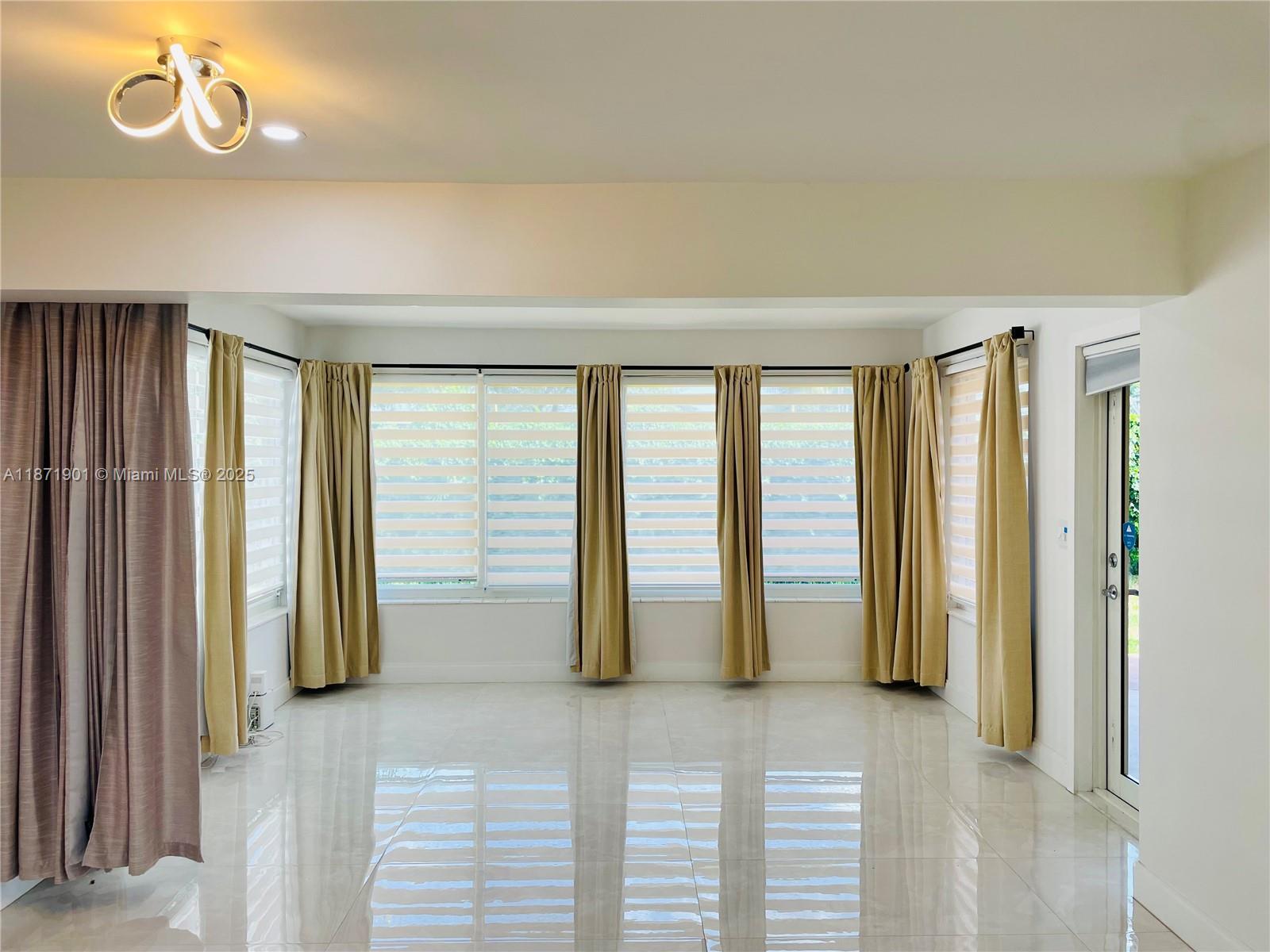 BOULEVARD HEIGHTS SEC 9 - Residential Lease