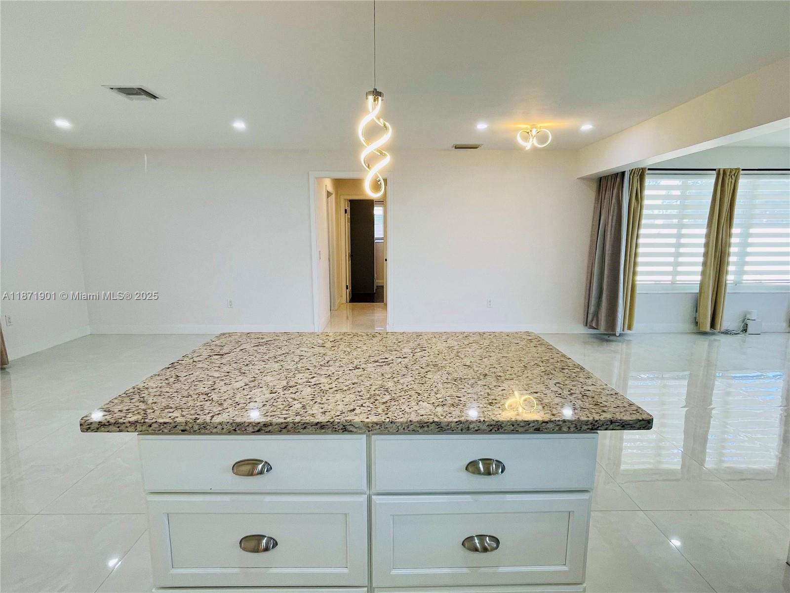 BOULEVARD HEIGHTS SEC 9 - Residential Lease