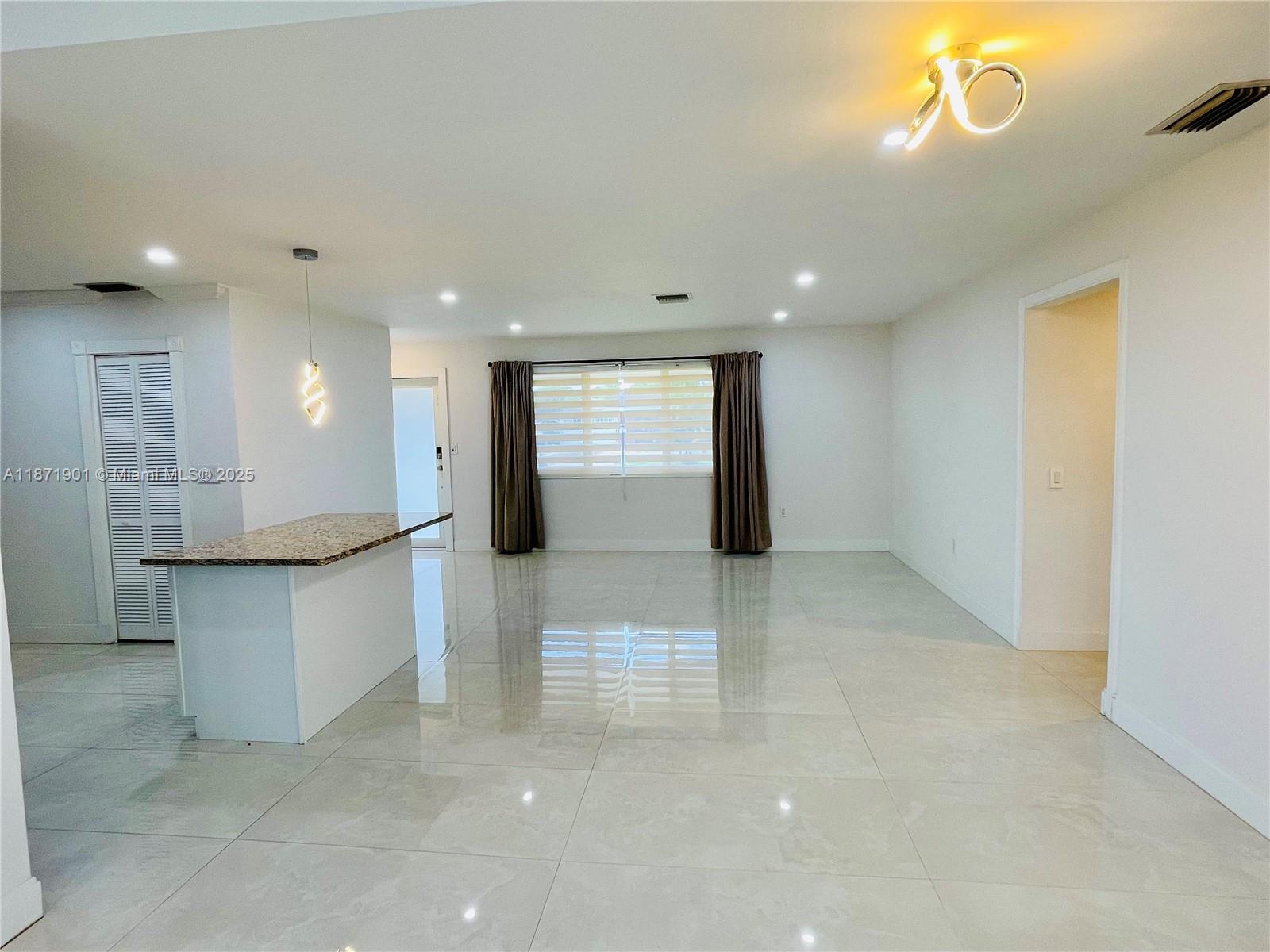 BOULEVARD HEIGHTS SEC 9 - Residential Lease