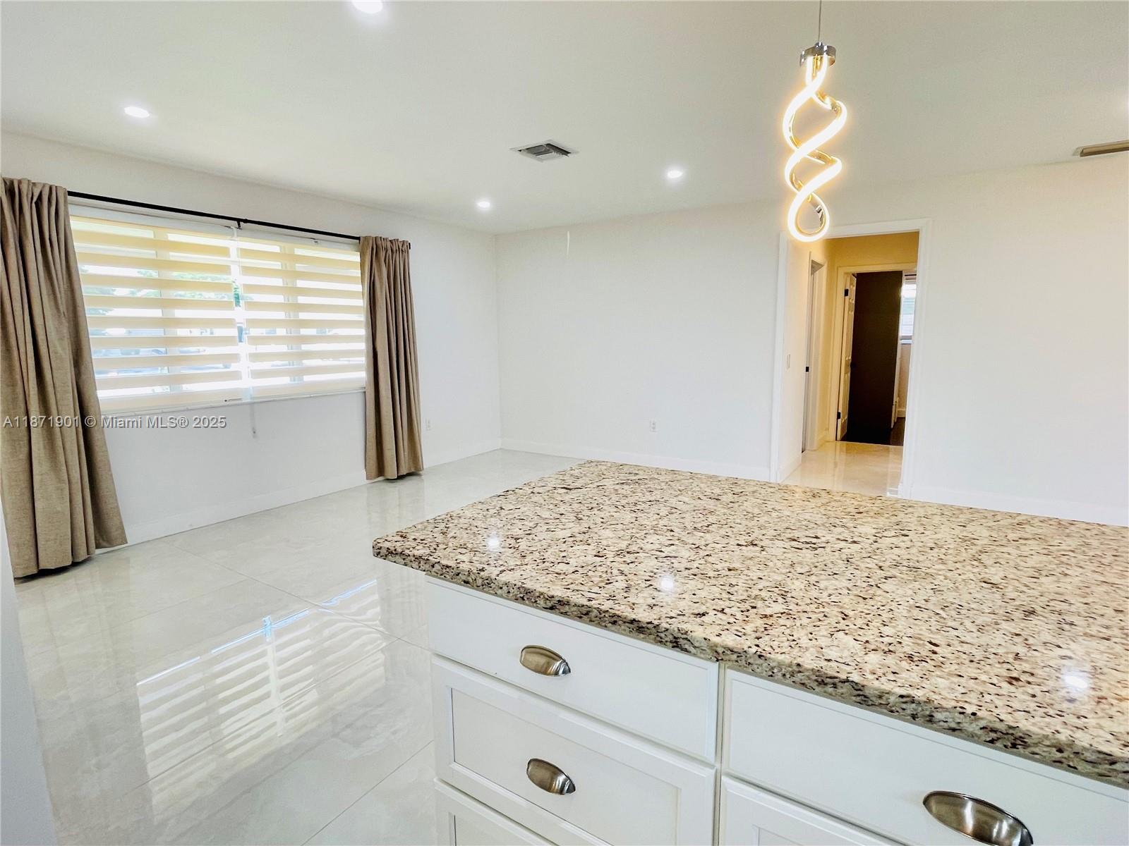 BOULEVARD HEIGHTS SEC 9 - Residential Lease