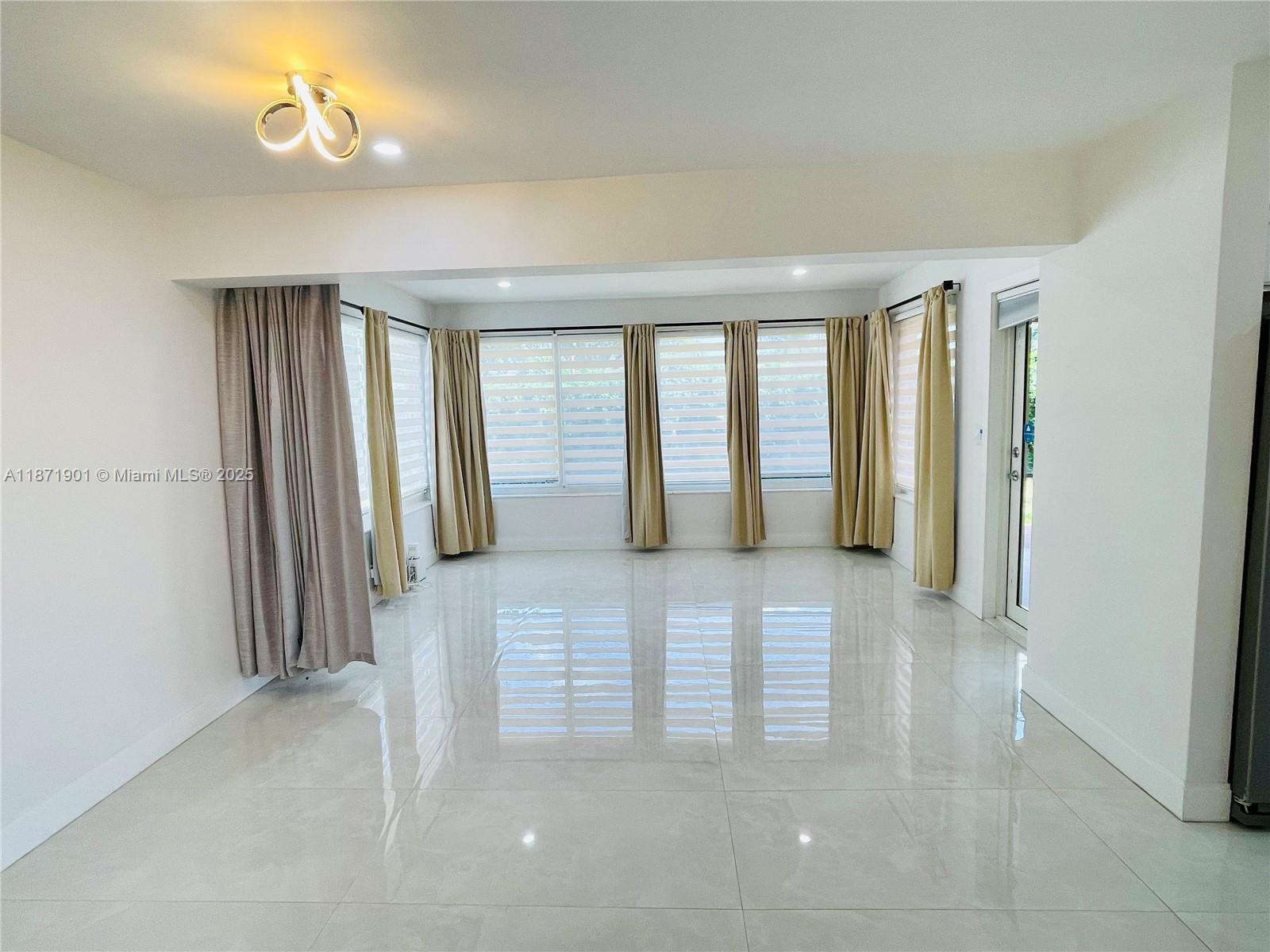 BOULEVARD HEIGHTS SEC 9 - Residential Lease