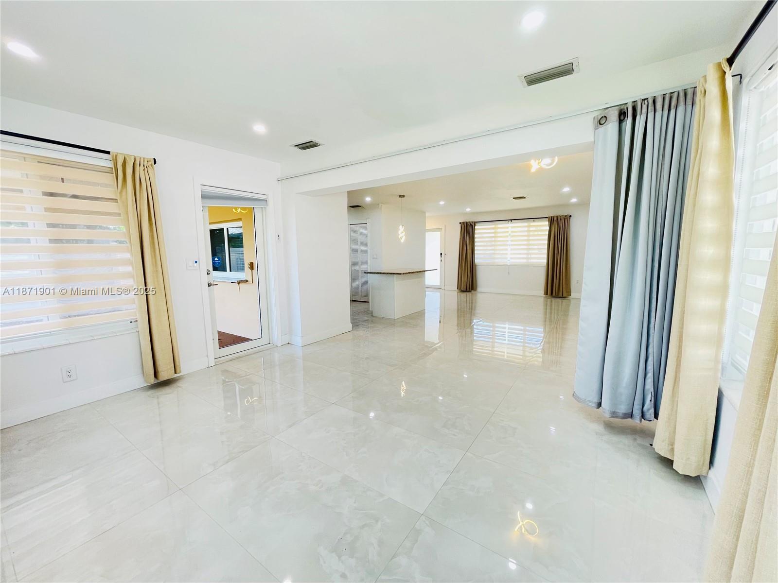BOULEVARD HEIGHTS SEC 9 - Residential Lease