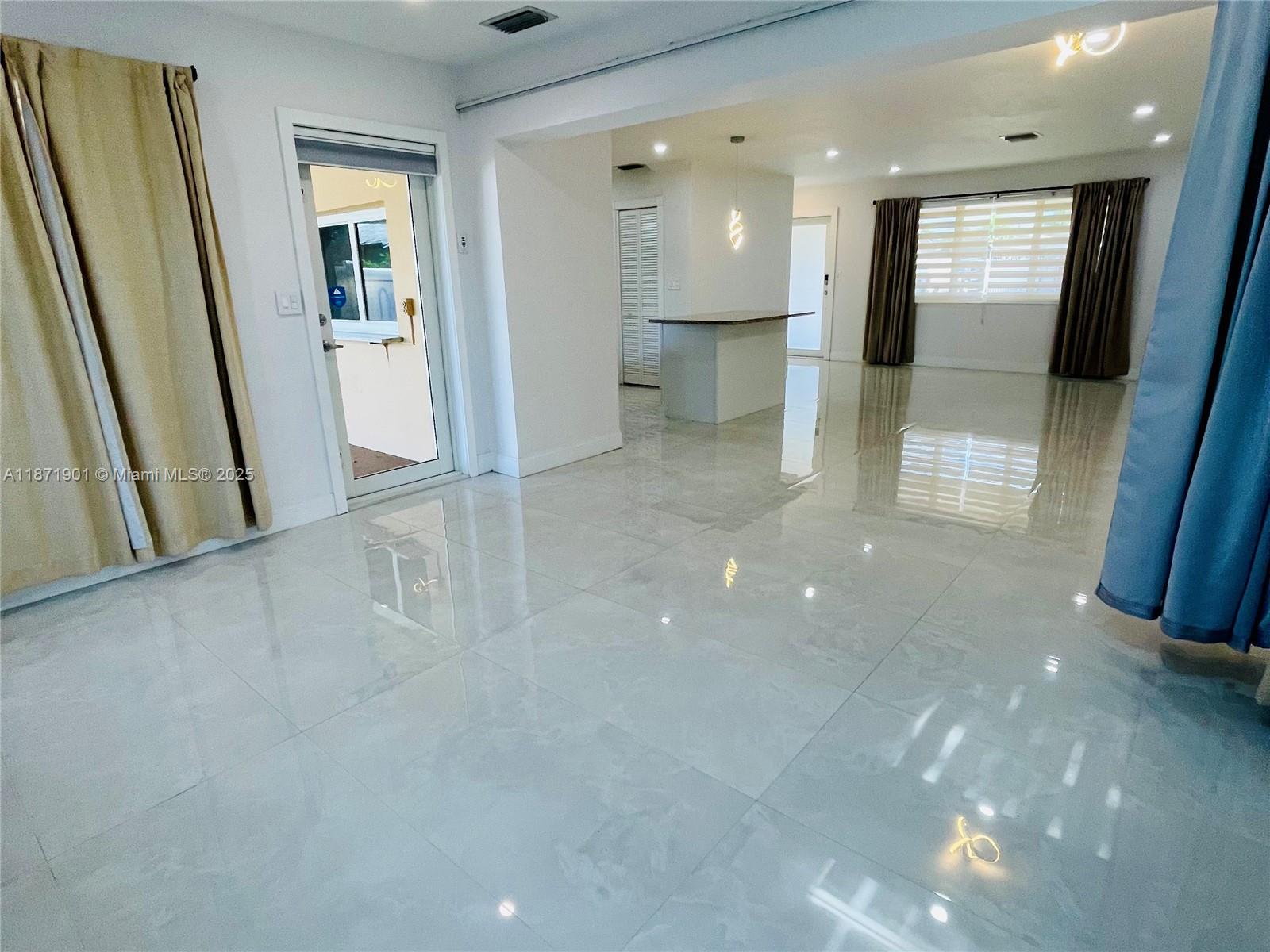 BOULEVARD HEIGHTS SEC 9 - Residential Lease