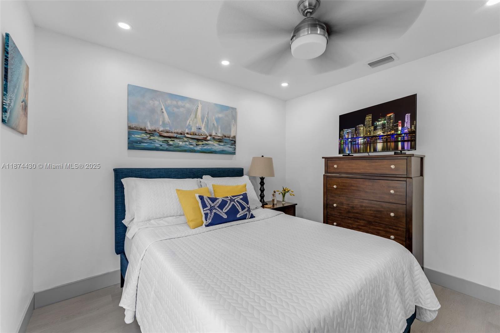 FOREST LAKES GARDENS SEC - Residential