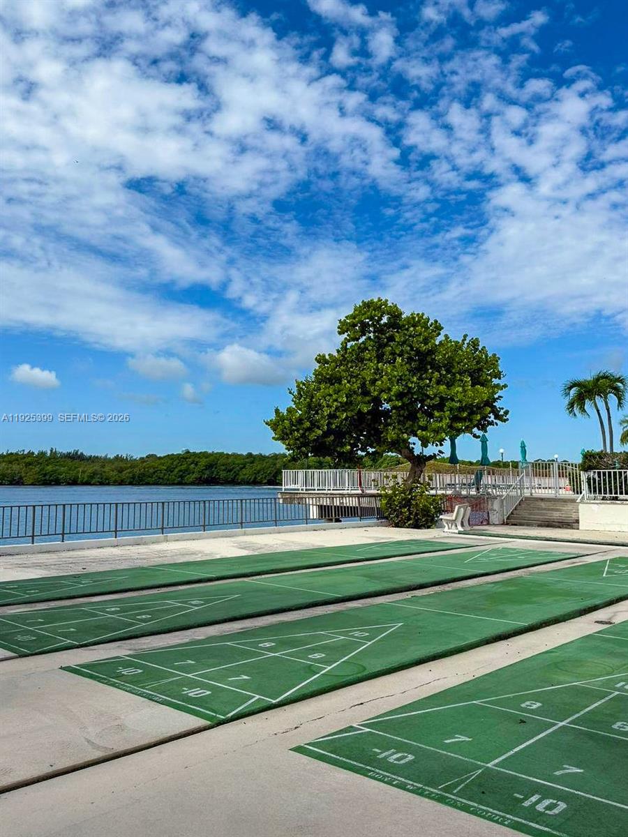 ARLEN HOUSE CONDO - Residential