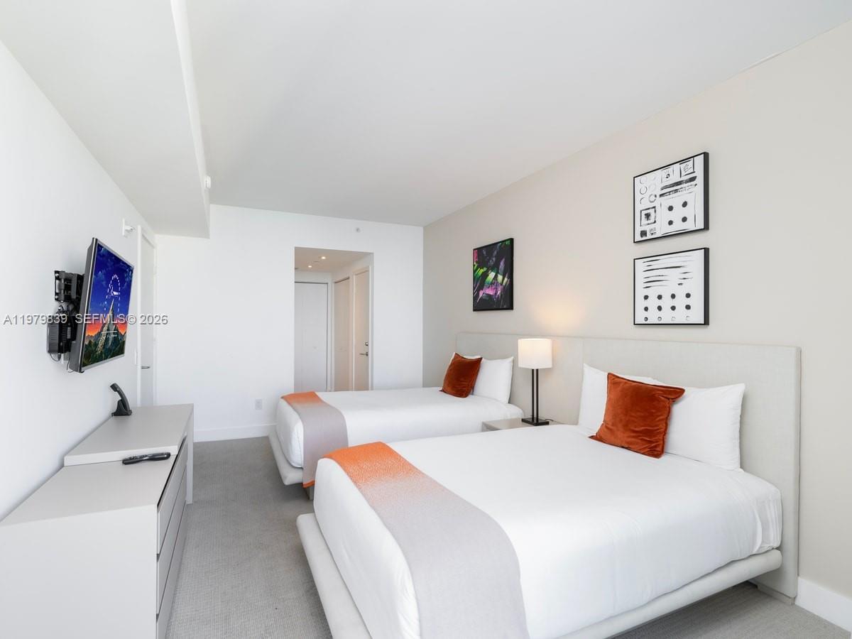 4111 SOUTH OCEAN DRIVE CO - Residential