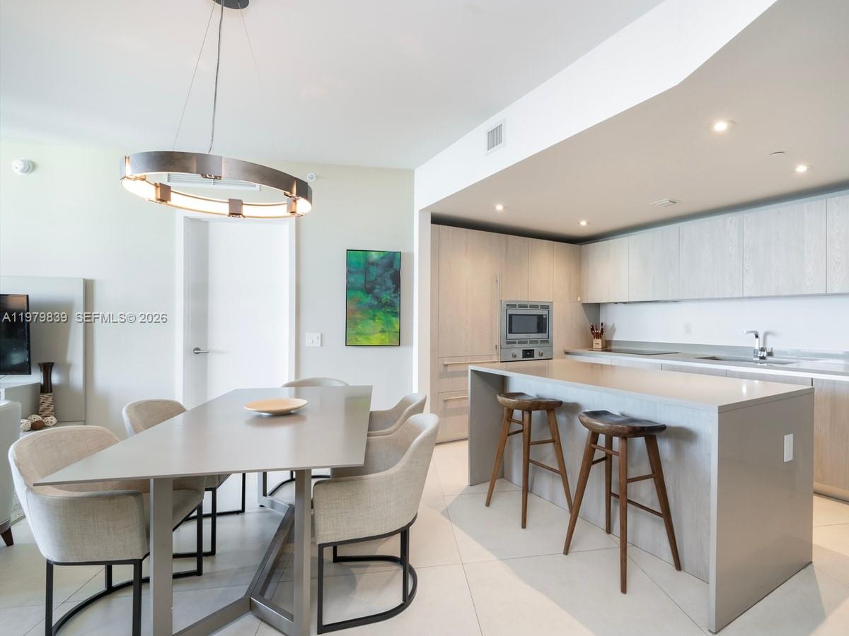 4111 SOUTH OCEAN DRIVE CO - Residential