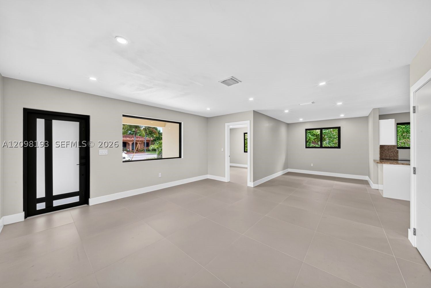 2216 SW 62nd Ave