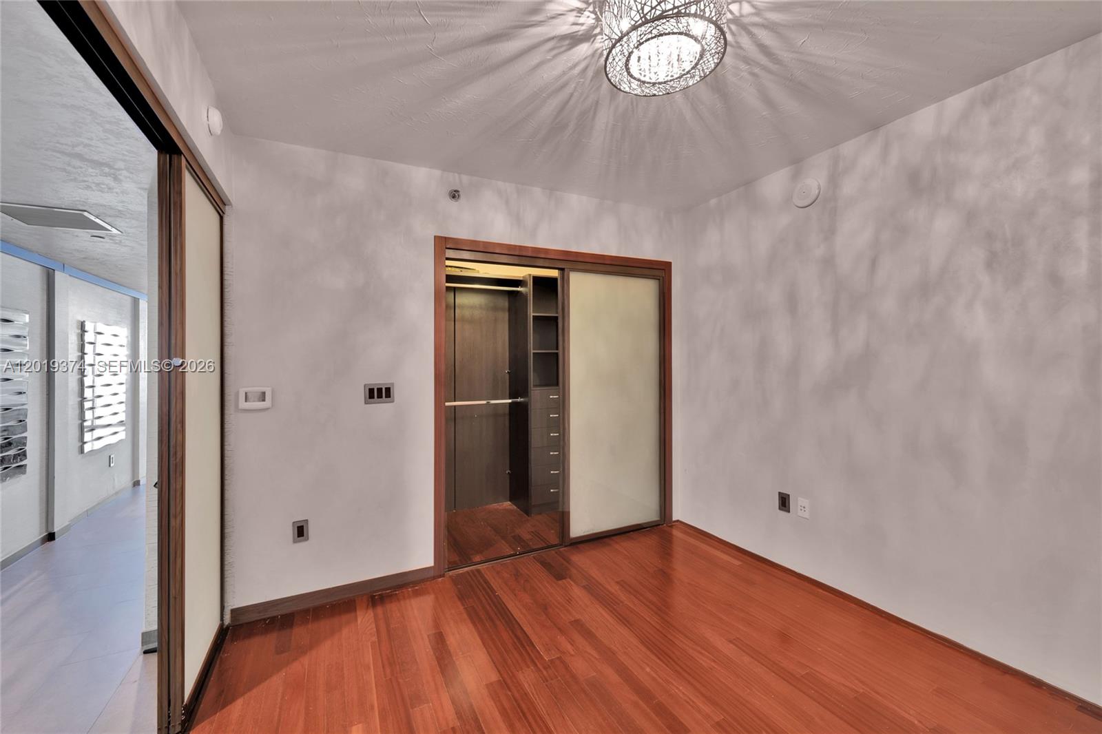 BEACH CLUB II - Residential