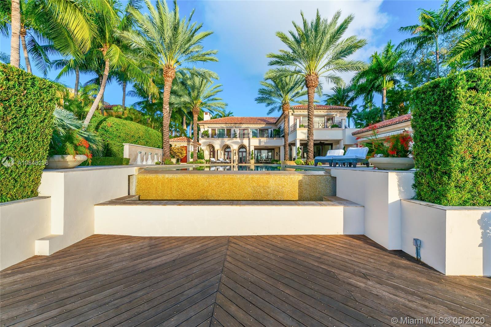STAR ISLAND - Residential